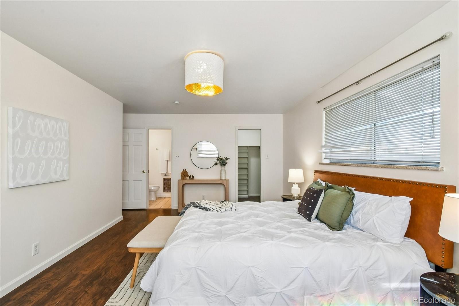 MLS Image #19 for 2201 s holly street,denver, Colorado