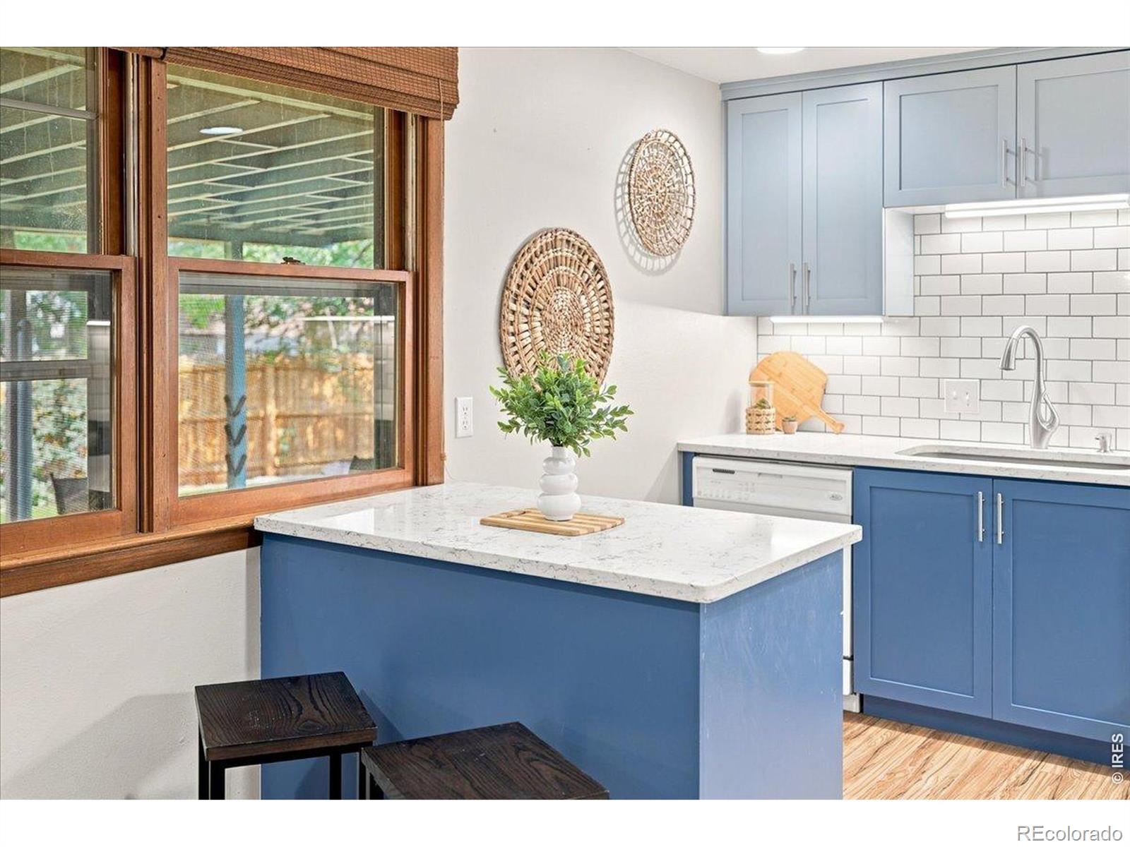 MLS Image #10 for 1226  linden street,longmont, Colorado