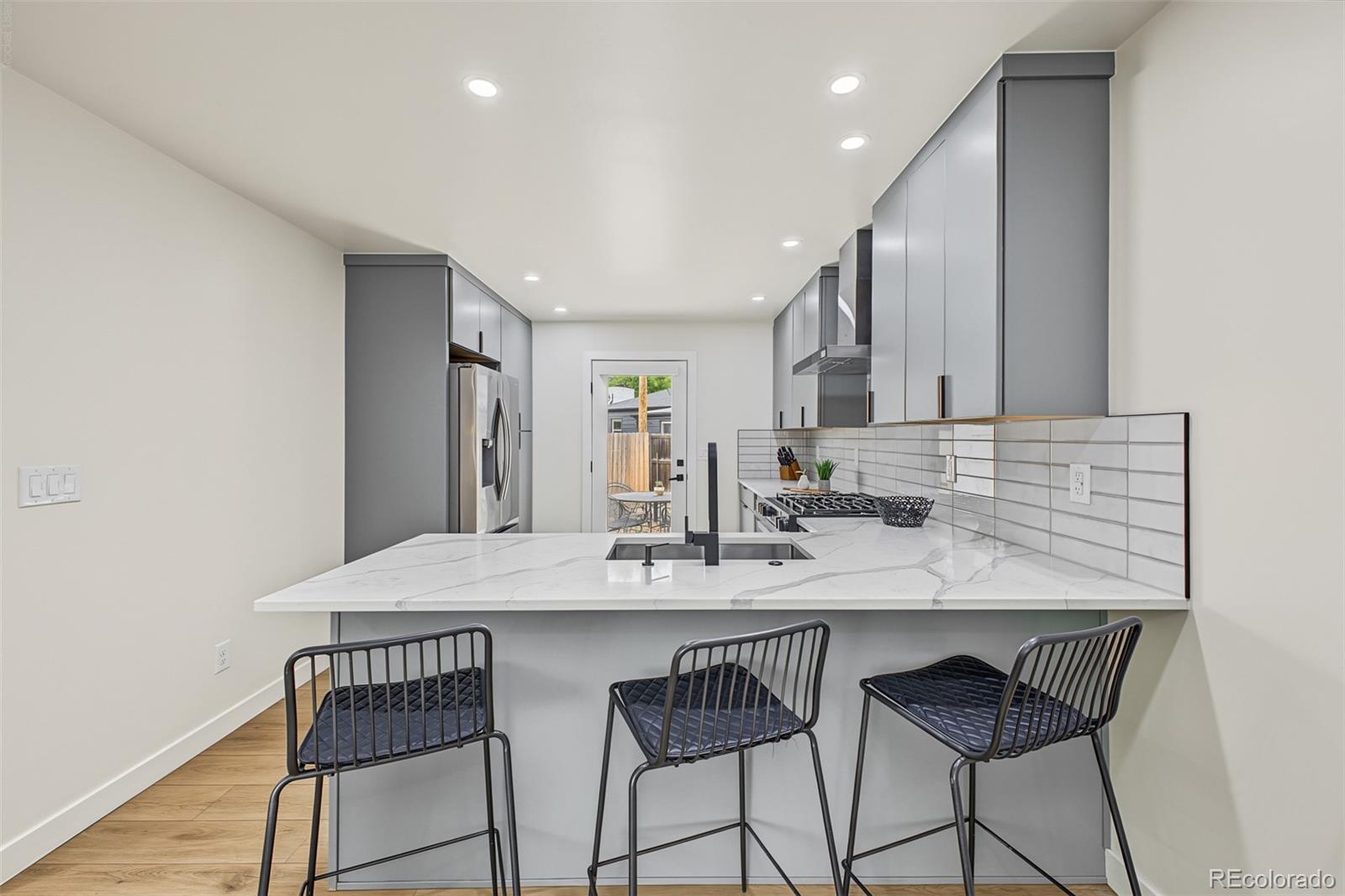 MLS Image #10 for 1360 s forest way,denver, Colorado