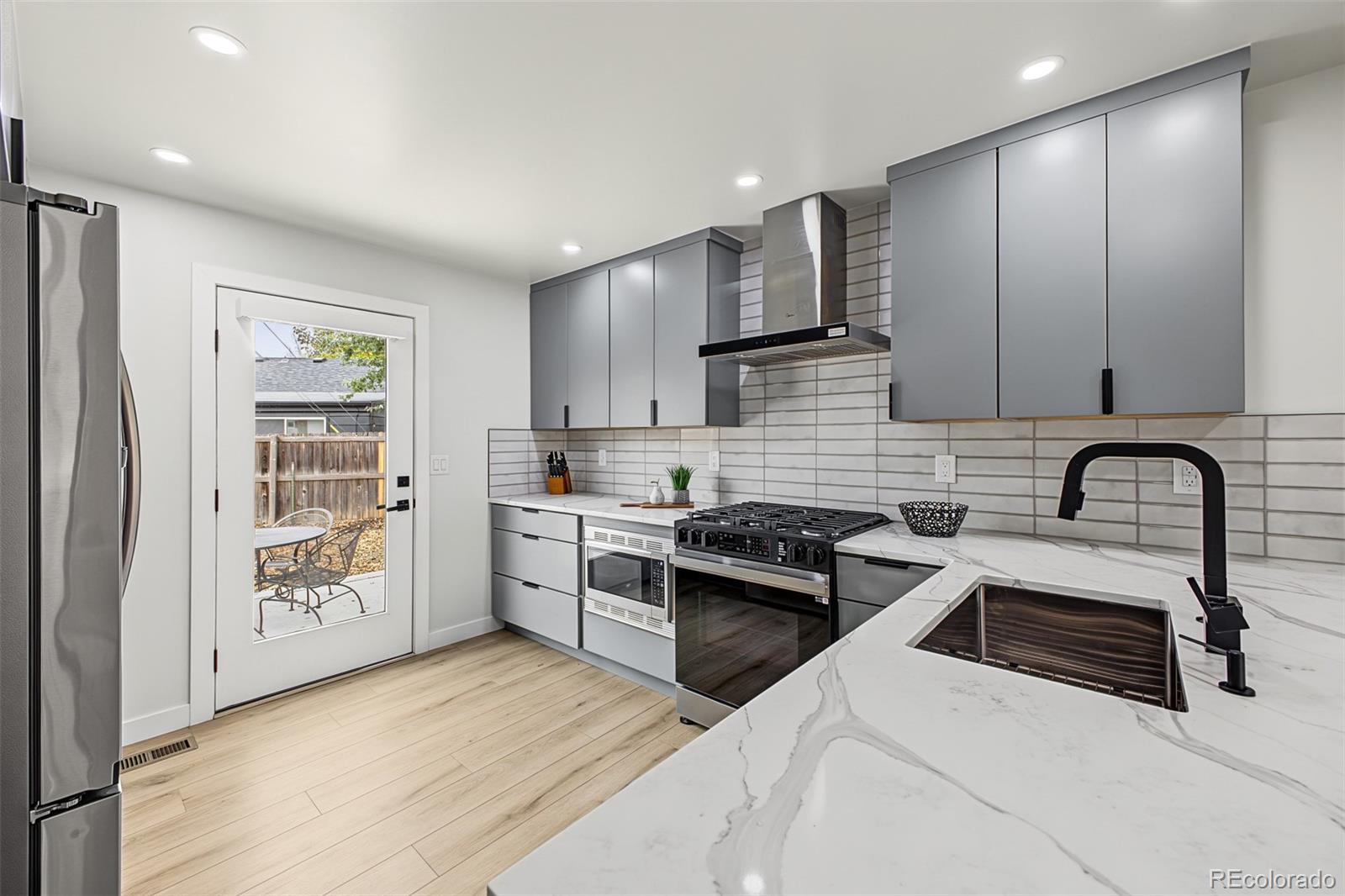 MLS Image #11 for 1360 s forest way,denver, Colorado