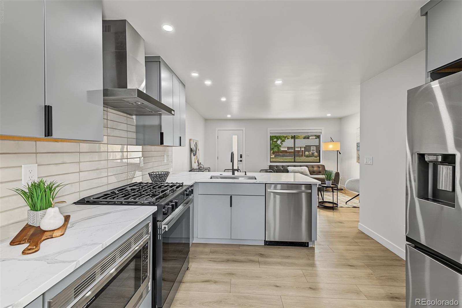MLS Image #12 for 1360 s forest way,denver, Colorado