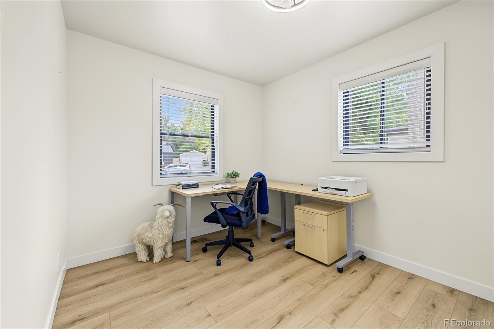 MLS Image #20 for 1360 s forest way,denver, Colorado