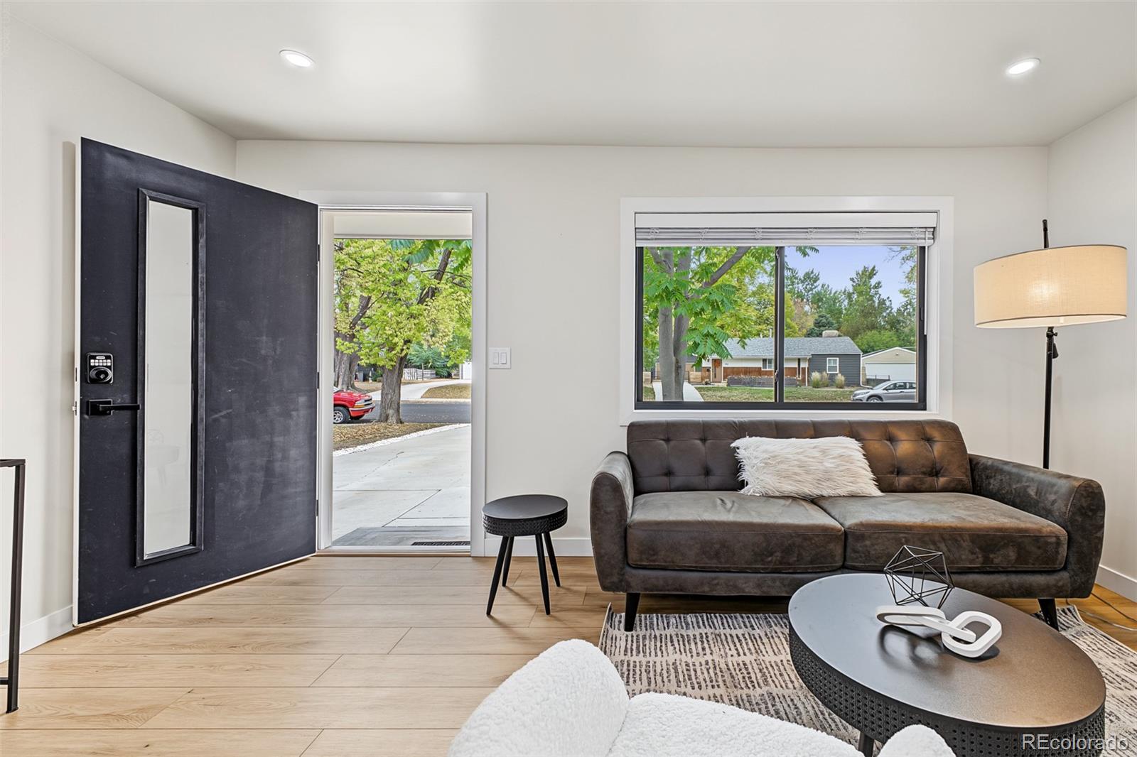 MLS Image #7 for 1360 s forest way,denver, Colorado