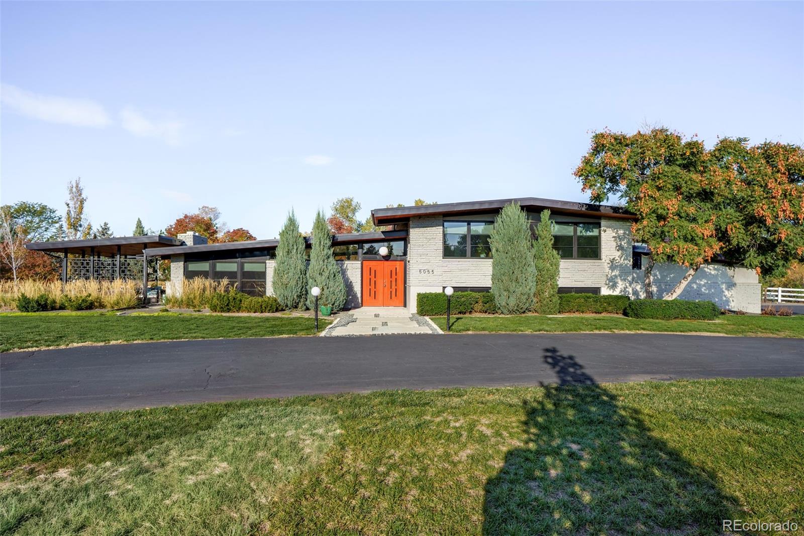 MLS Image #2 for 5055  lakeshore drive,littleton, Colorado