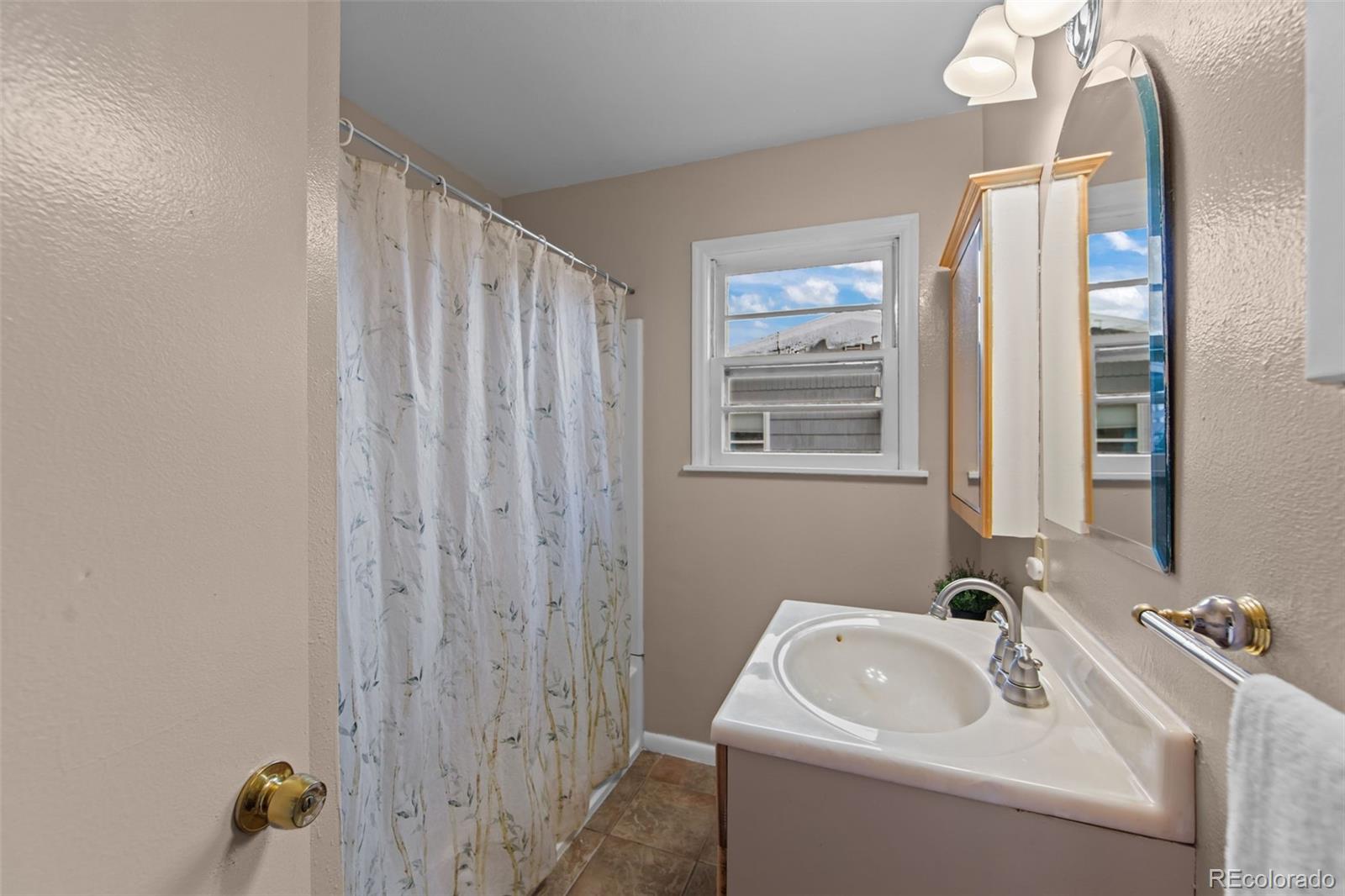 MLS Image #12 for 1746  palmer park boulevard,colorado springs, Colorado