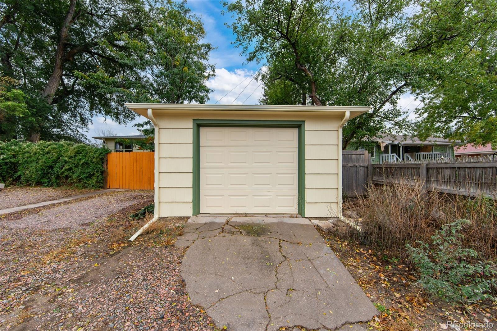 MLS Image #23 for 1746  palmer park boulevard,colorado springs, Colorado