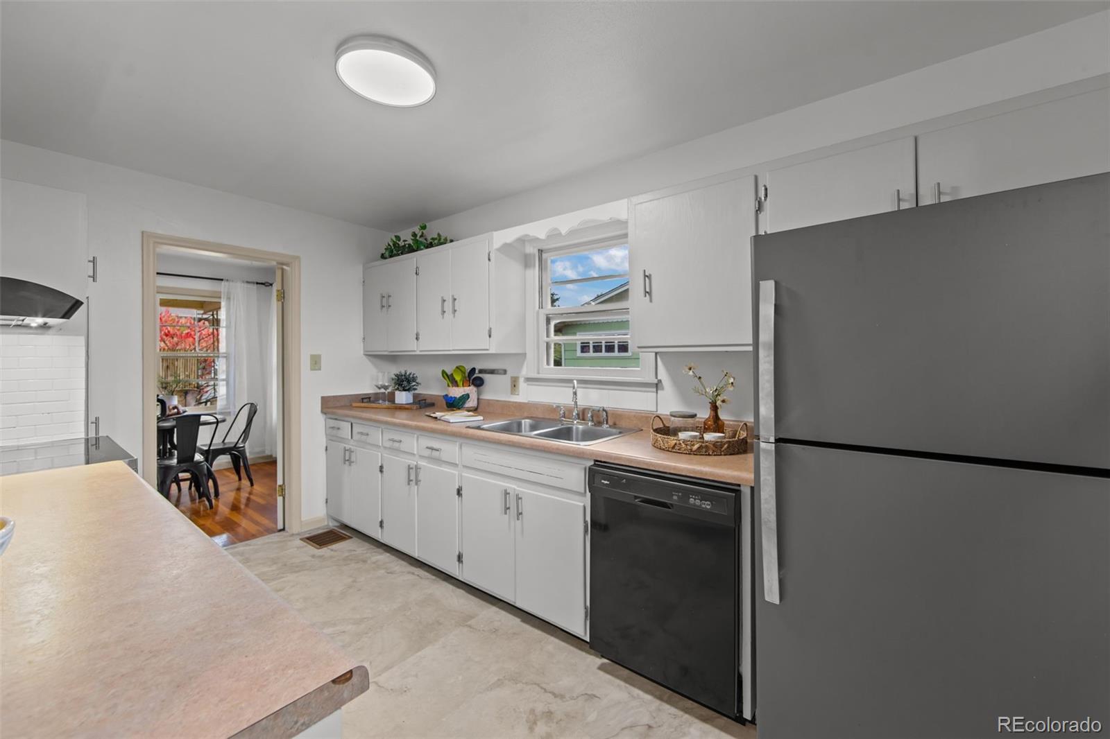 MLS Image #9 for 1746  palmer park boulevard,colorado springs, Colorado