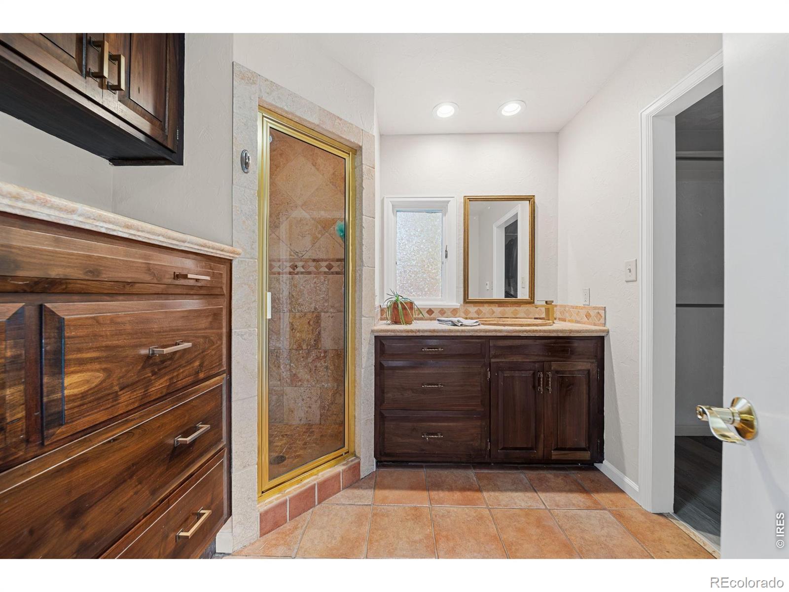 MLS Image #22 for 1916  navajo drive,fort collins, Colorado