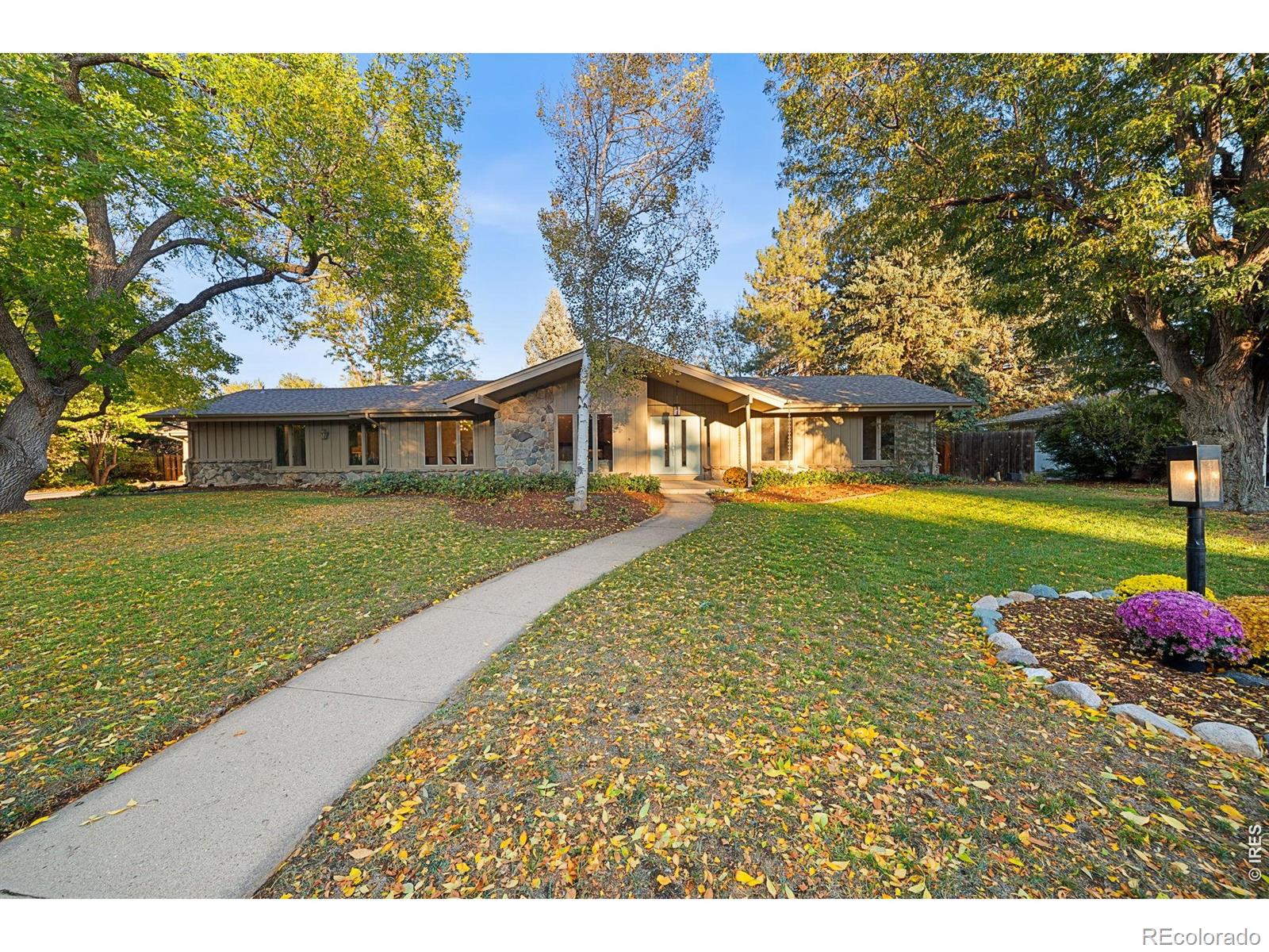 MLS Image #3 for 1916  navajo drive,fort collins, Colorado