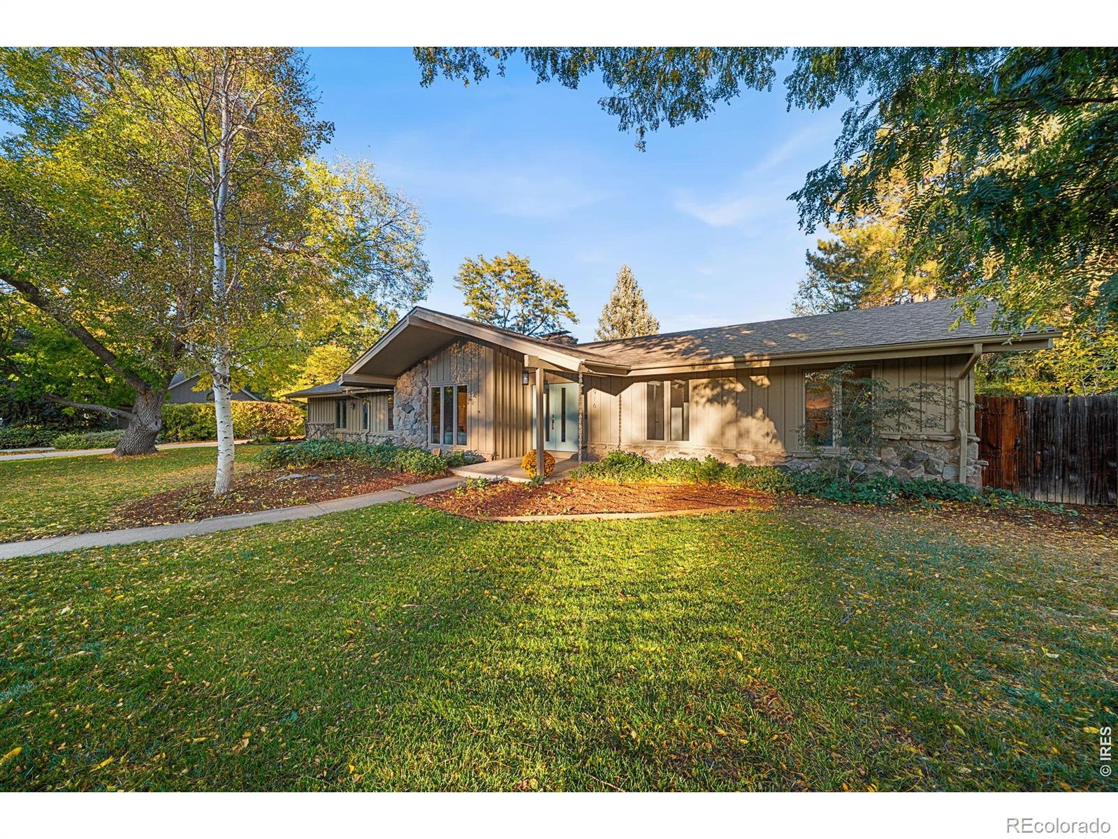 MLS Image #47 for 1916  navajo drive,fort collins, Colorado