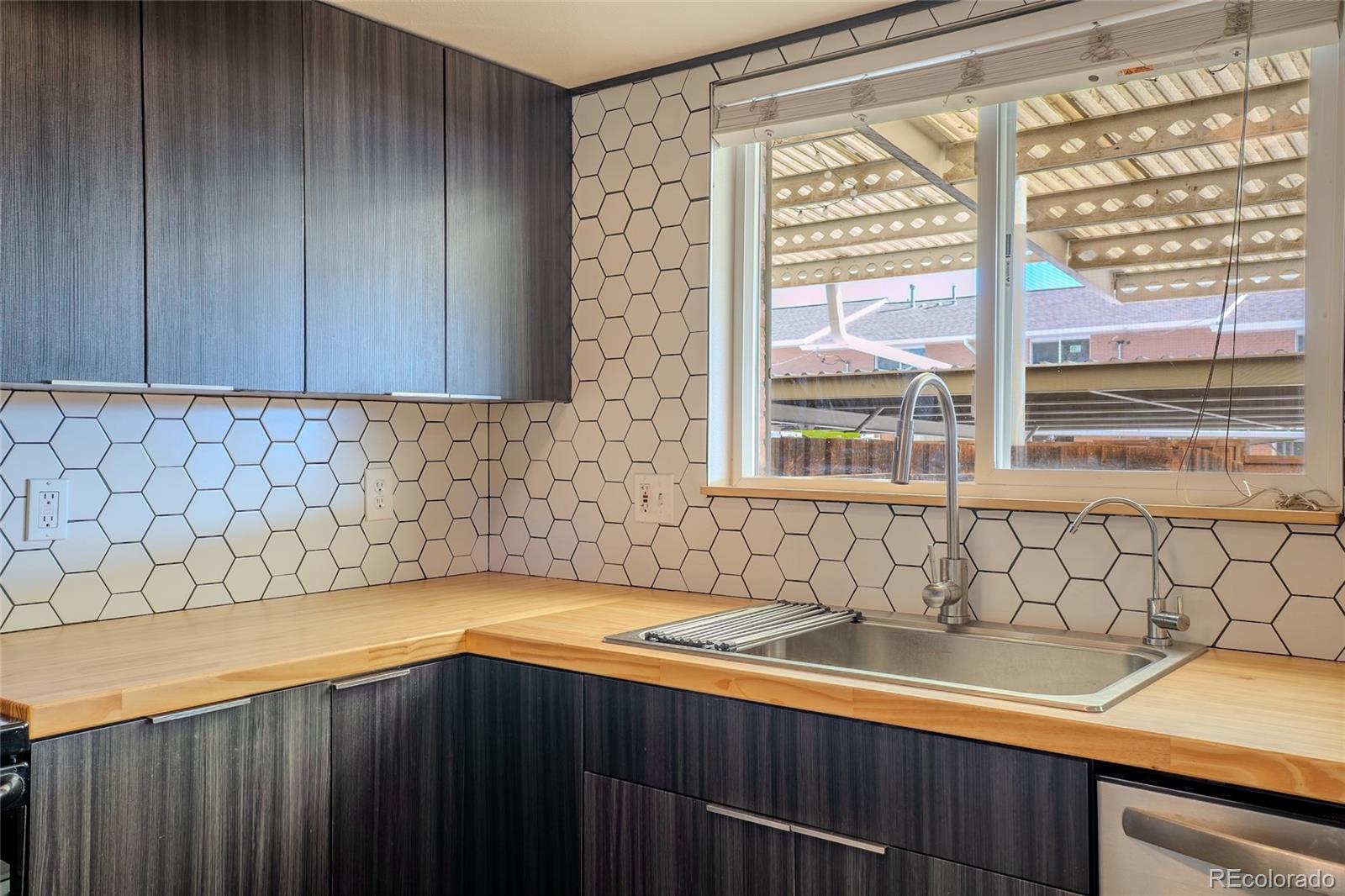 MLS Image #10 for 4086 s yosemite street,denver, Colorado