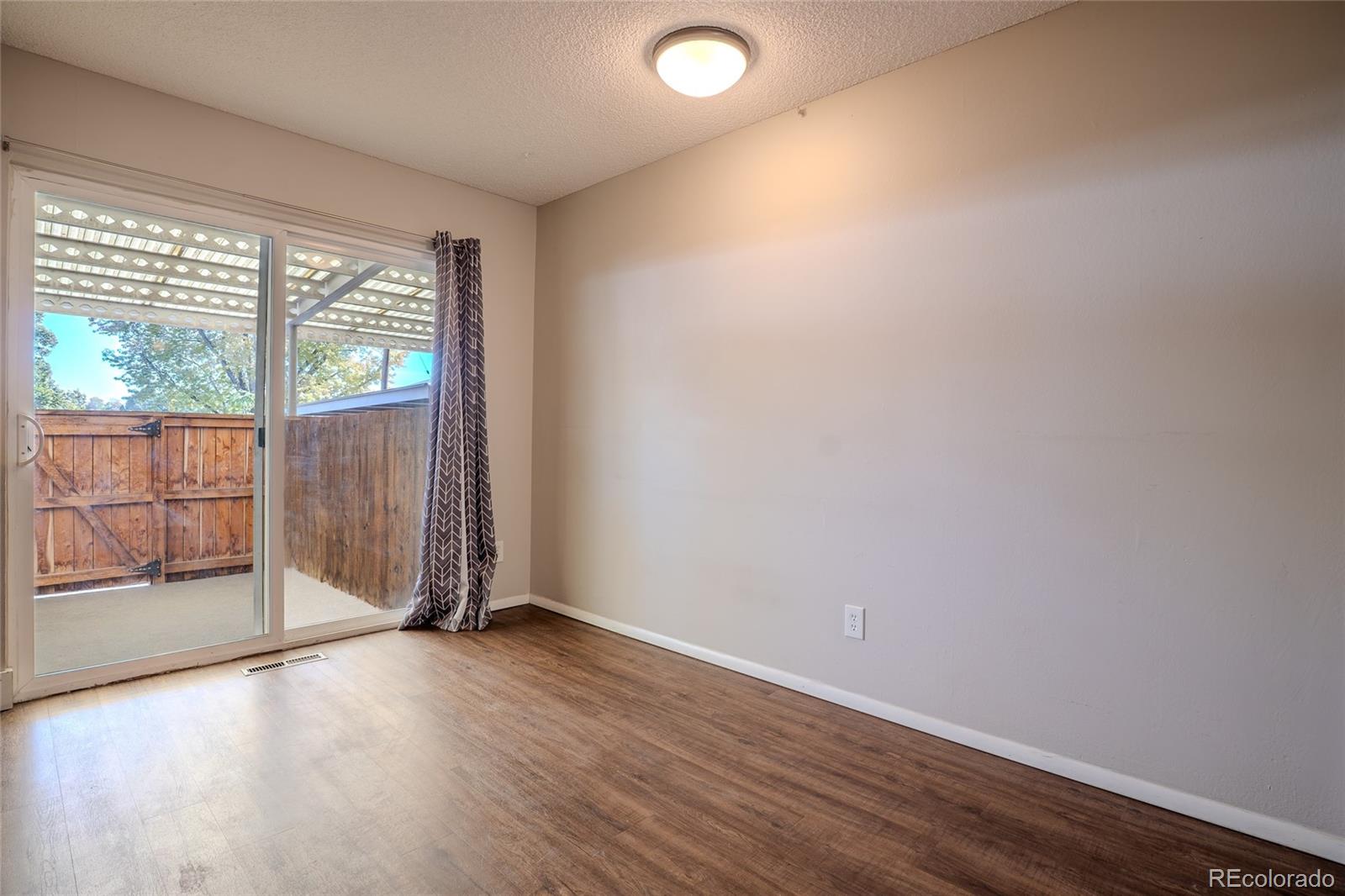 MLS Image #13 for 4086 s yosemite street,denver, Colorado