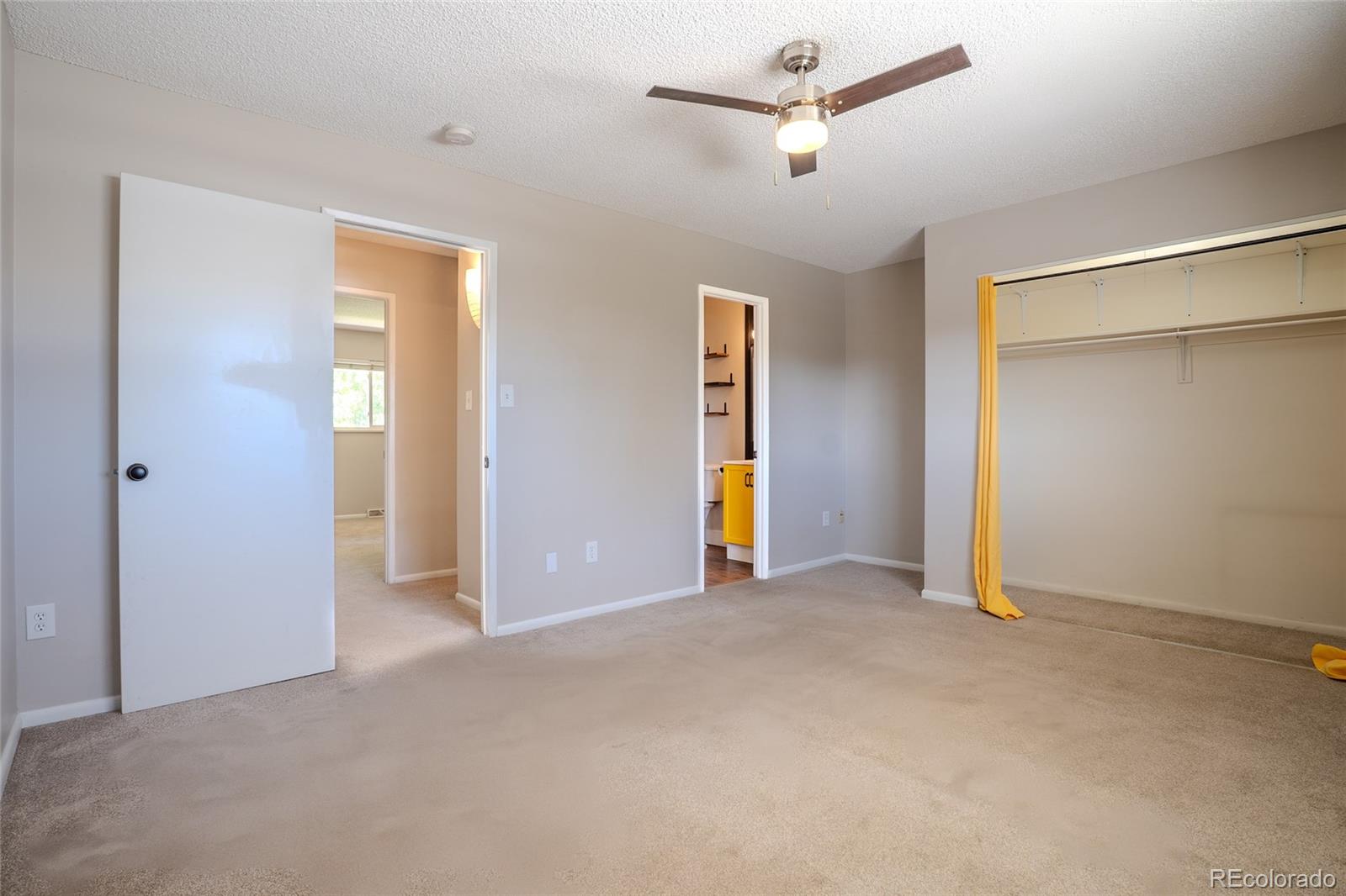MLS Image #18 for 4086 s yosemite street,denver, Colorado