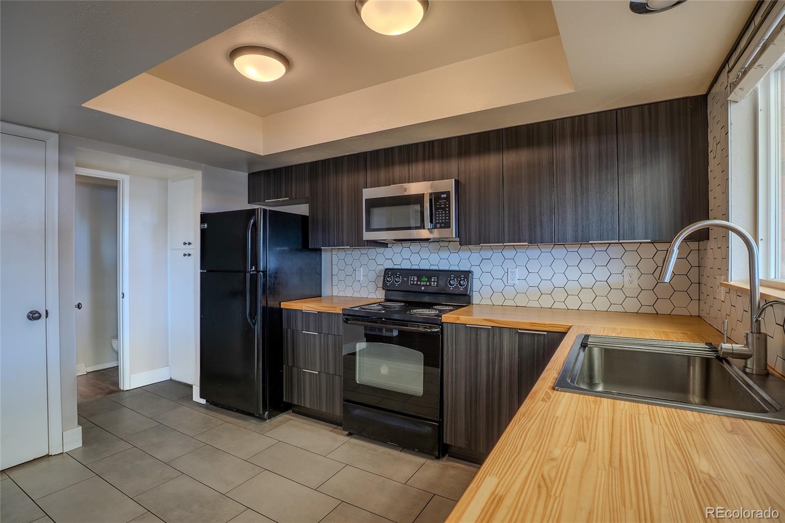 MLS Image #7 for 4086 s yosemite street,denver, Colorado