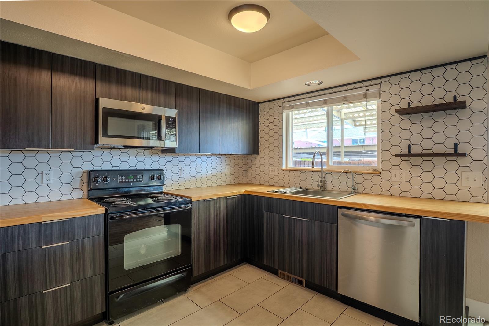 MLS Image #8 for 4086 s yosemite street,denver, Colorado