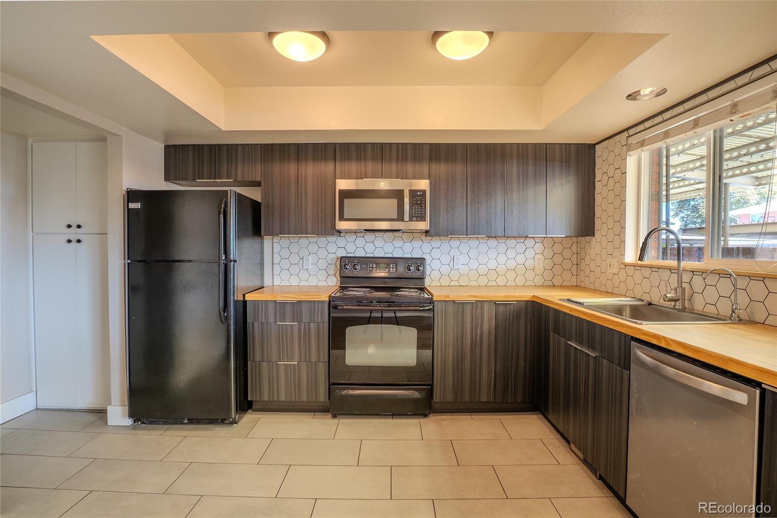 MLS Image #9 for 4086 s yosemite street,denver, Colorado