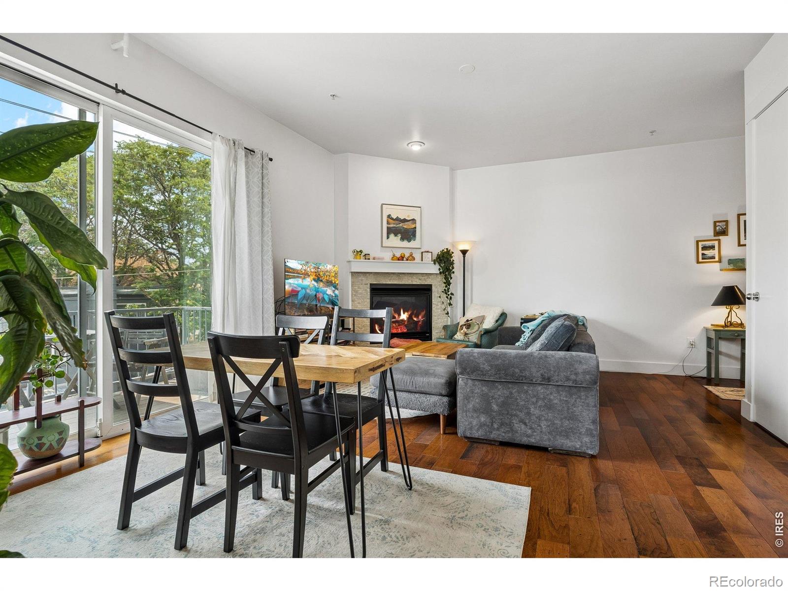 MLS Image #11 for 1738 n franklin street 3d,denver, Colorado