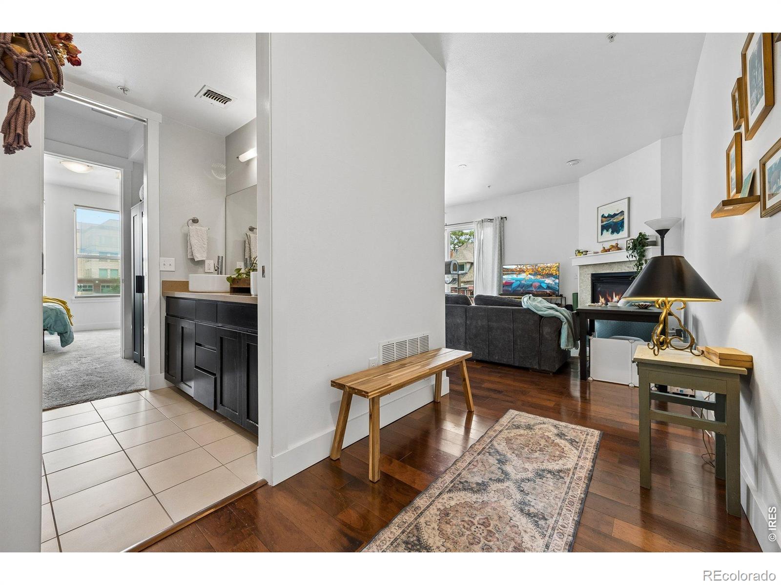 MLS Image #26 for 1738 n franklin street 3d,denver, Colorado