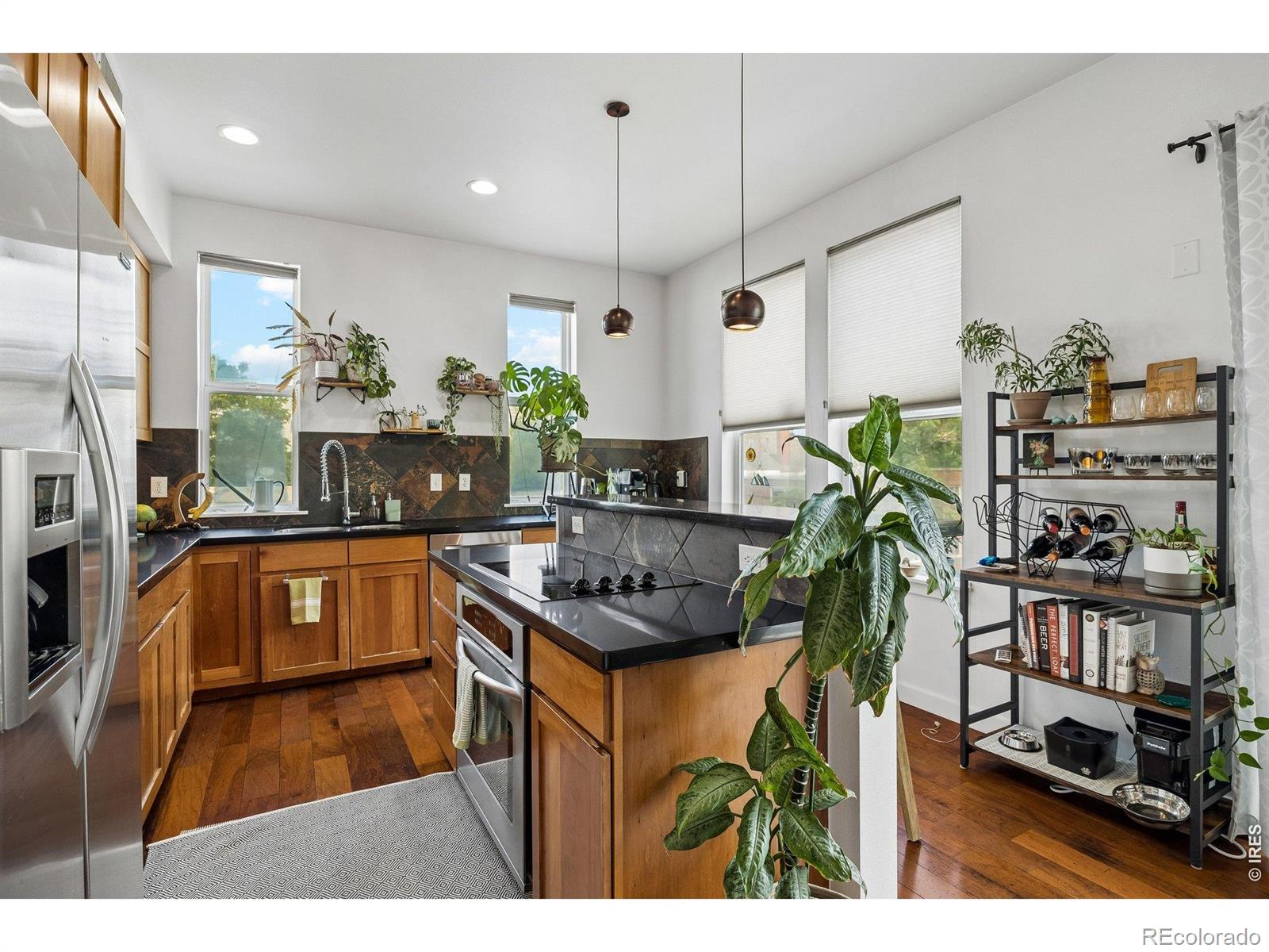 MLS Image #8 for 1738 n franklin street 3d,denver, Colorado