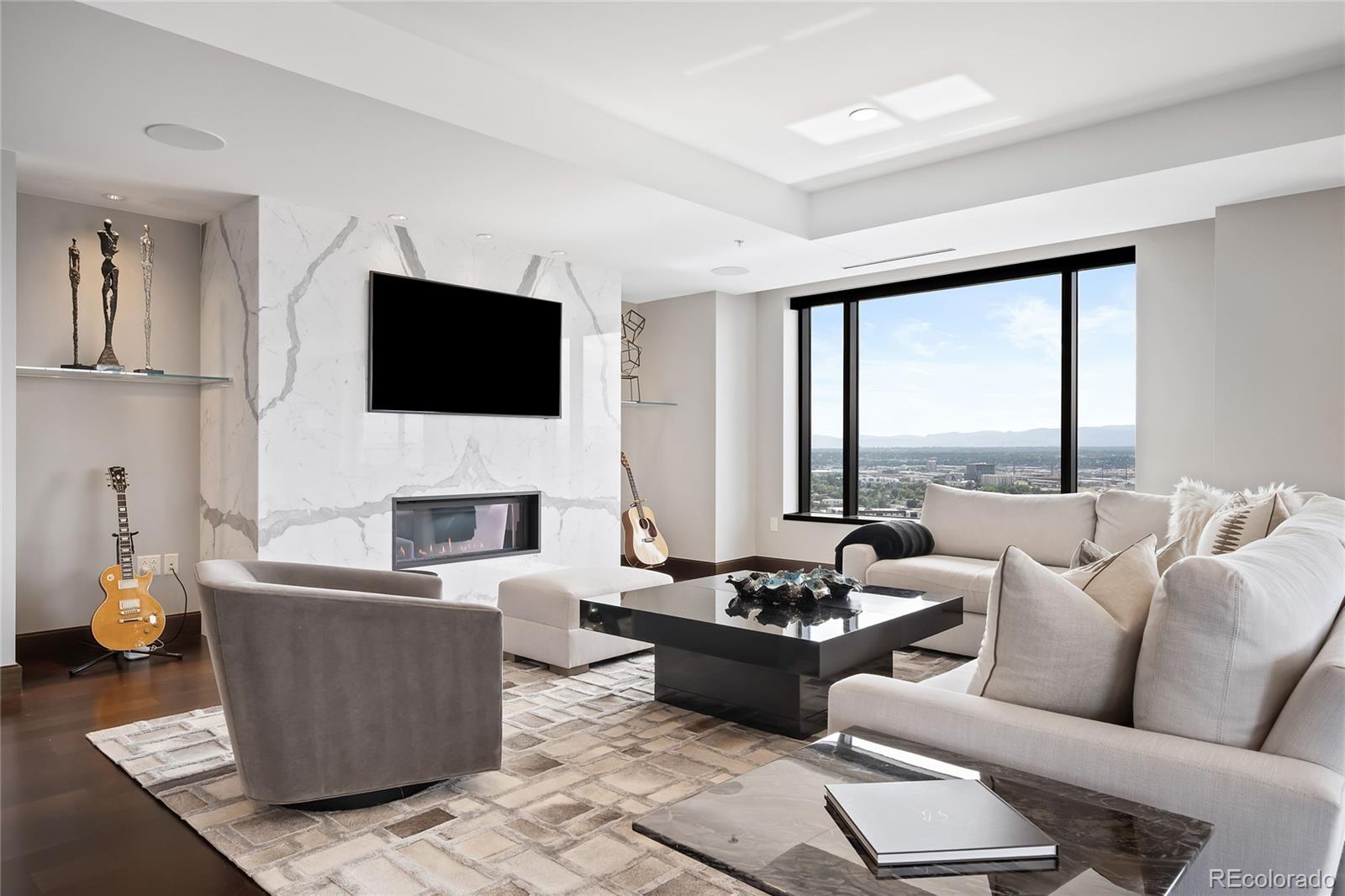MLS Image #4 for 1133  14th street,denver, Colorado