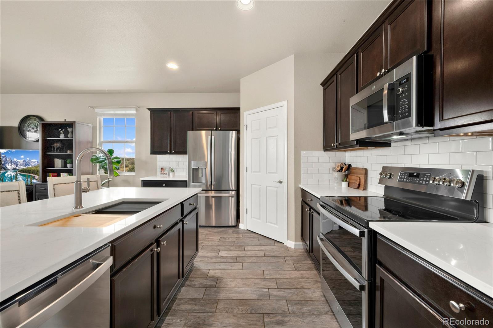 MLS Image #13 for 10398  stagecoach avenue,firestone, Colorado