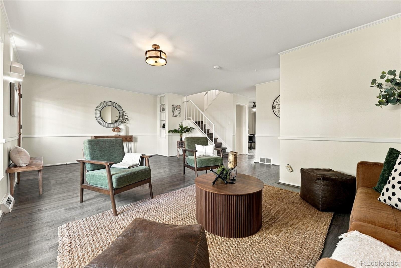 MLS Image #11 for 9090 e nassau avenue,denver, Colorado