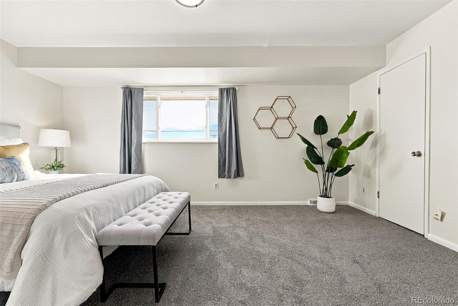 MLS Image #27 for 9090 e nassau avenue,denver, Colorado