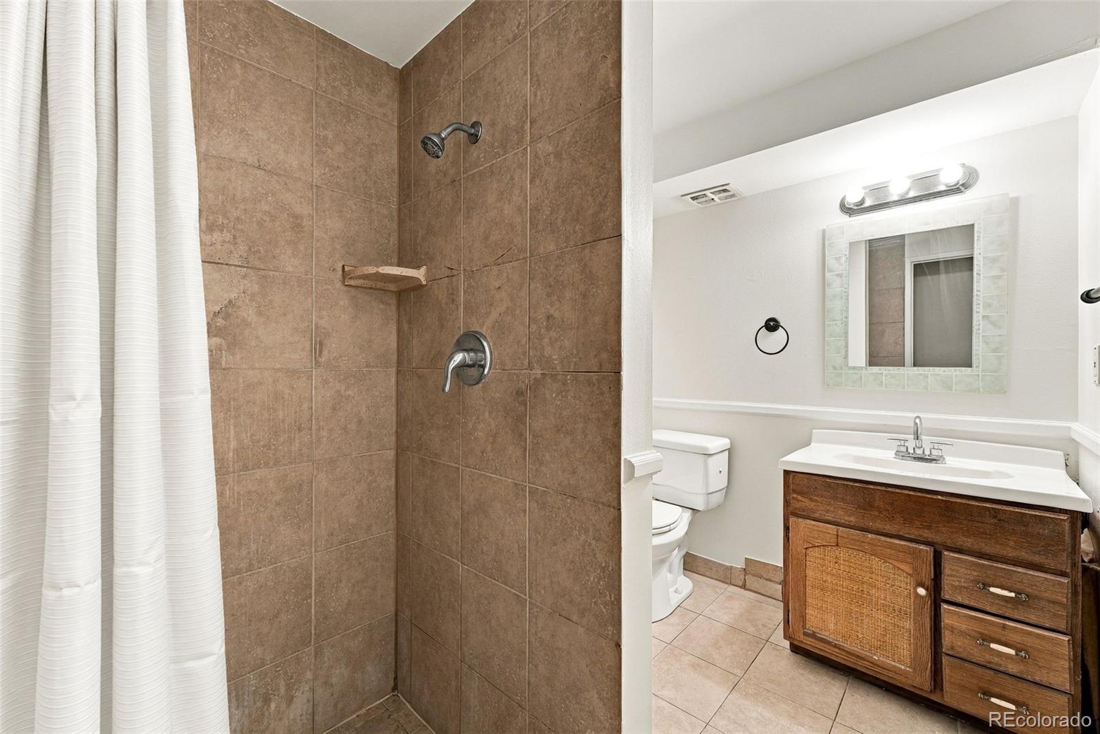 MLS Image #42 for 9090 e nassau avenue,denver, Colorado