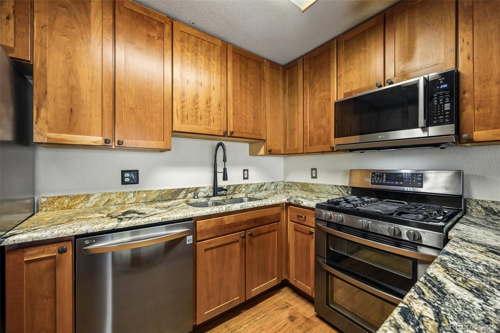 MLS Image #18 for 9666 e arkansas place,denver, Colorado