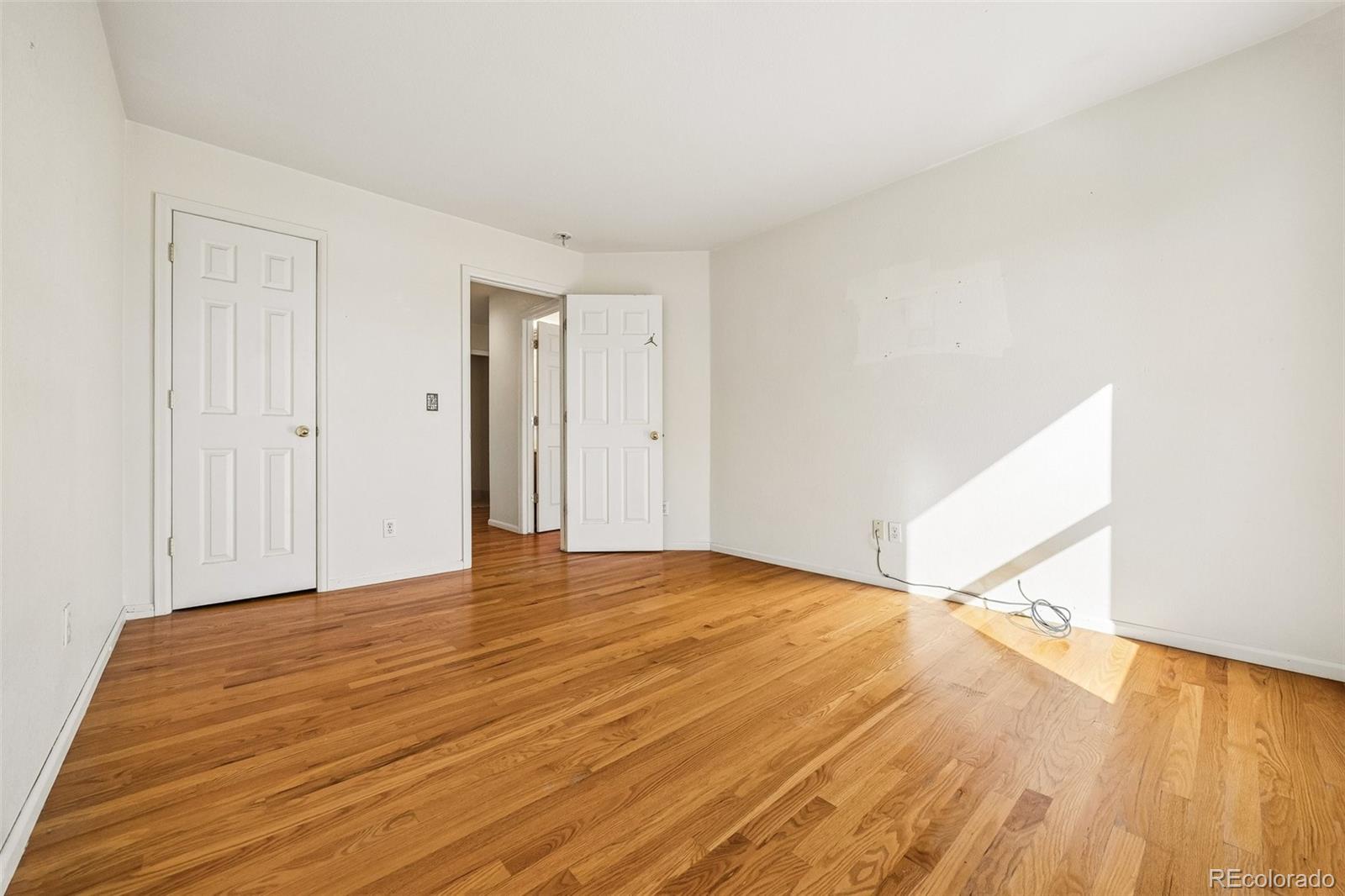 MLS Image #28 for 9666 e arkansas place,denver, Colorado