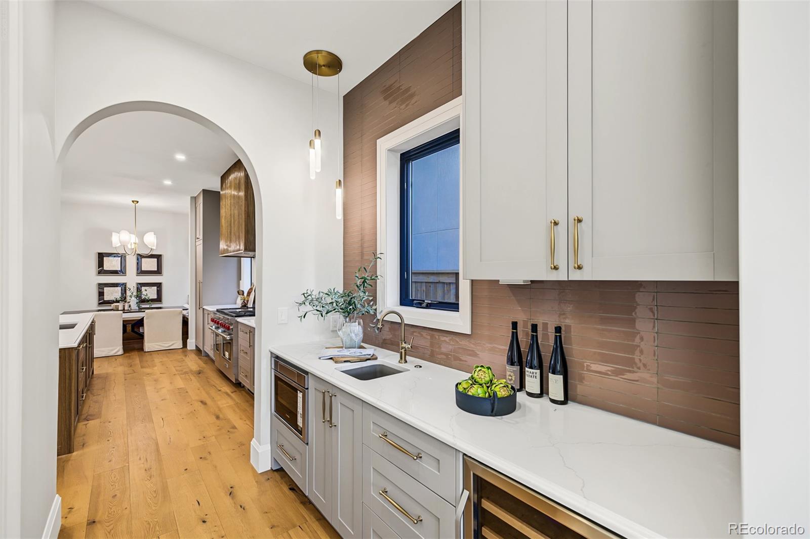 MLS Image #10 for 1300 s corona street,denver, Colorado