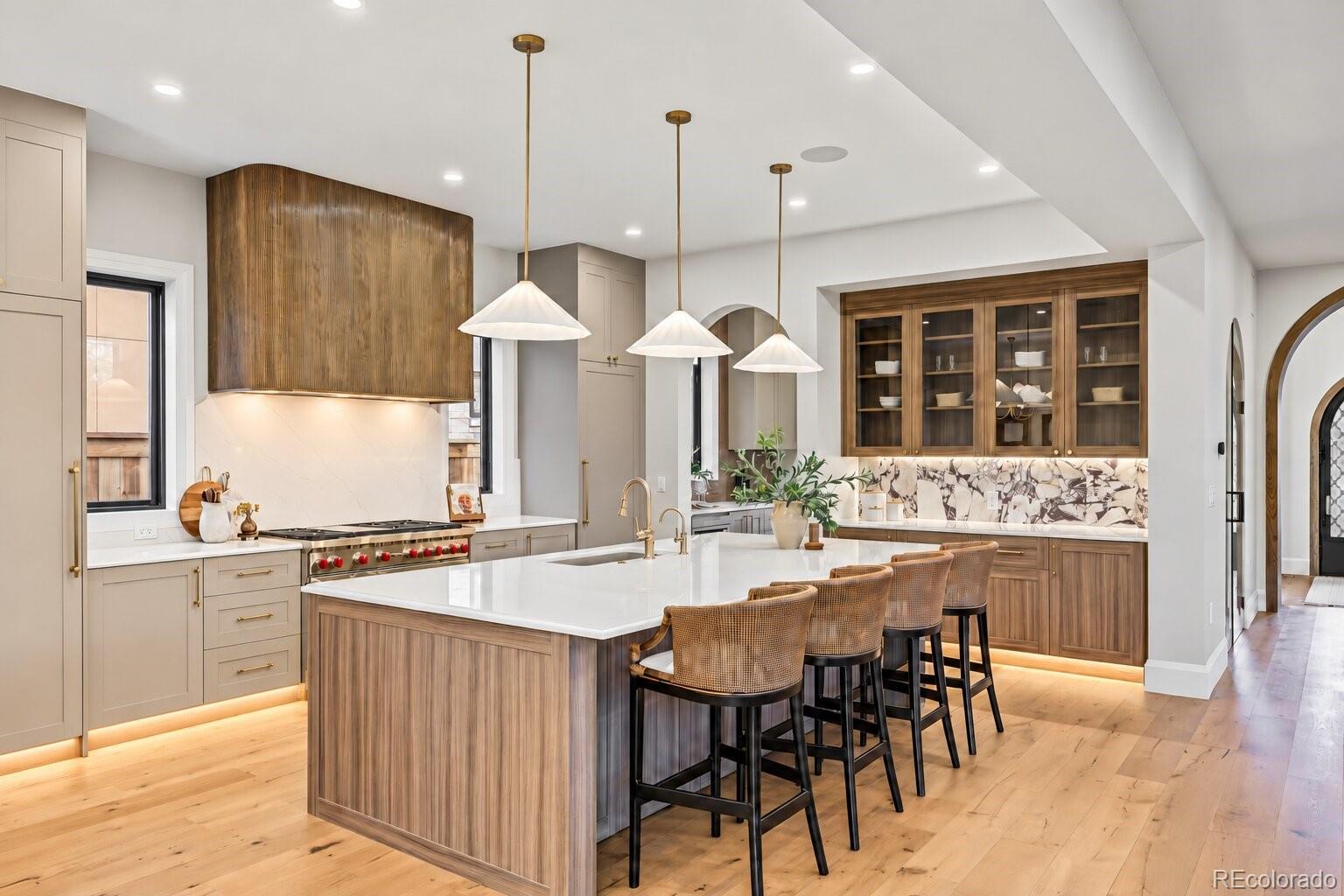 MLS Image #12 for 1300 s corona street,denver, Colorado