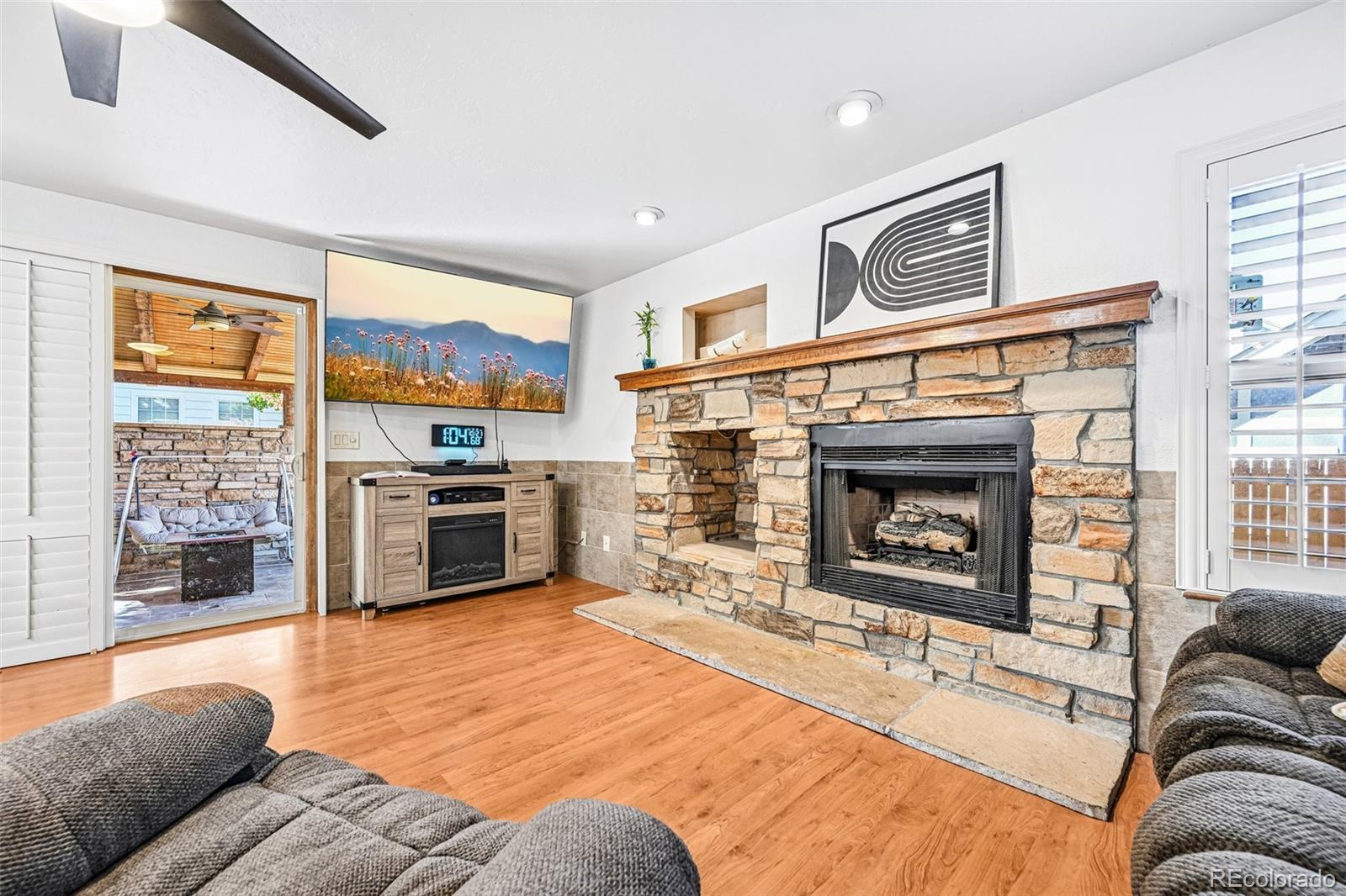 MLS Image #4 for 3637 s waco street,aurora, Colorado