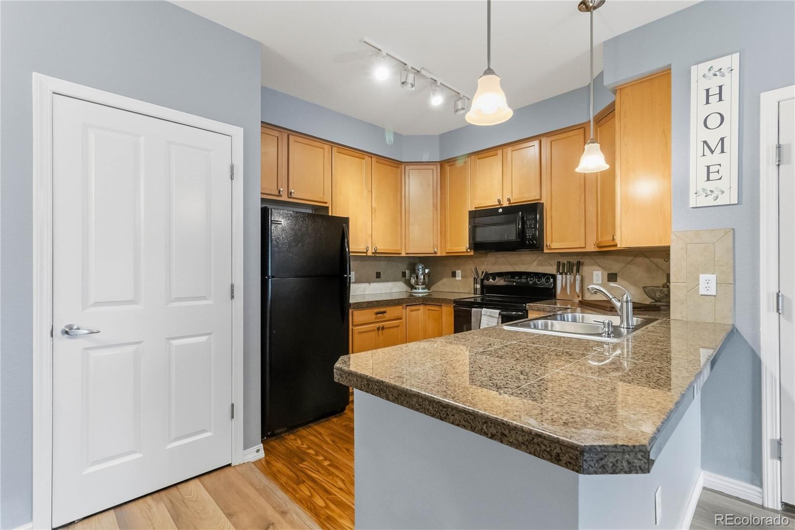 MLS Image #9 for 8779 s kipling way,littleton, Colorado