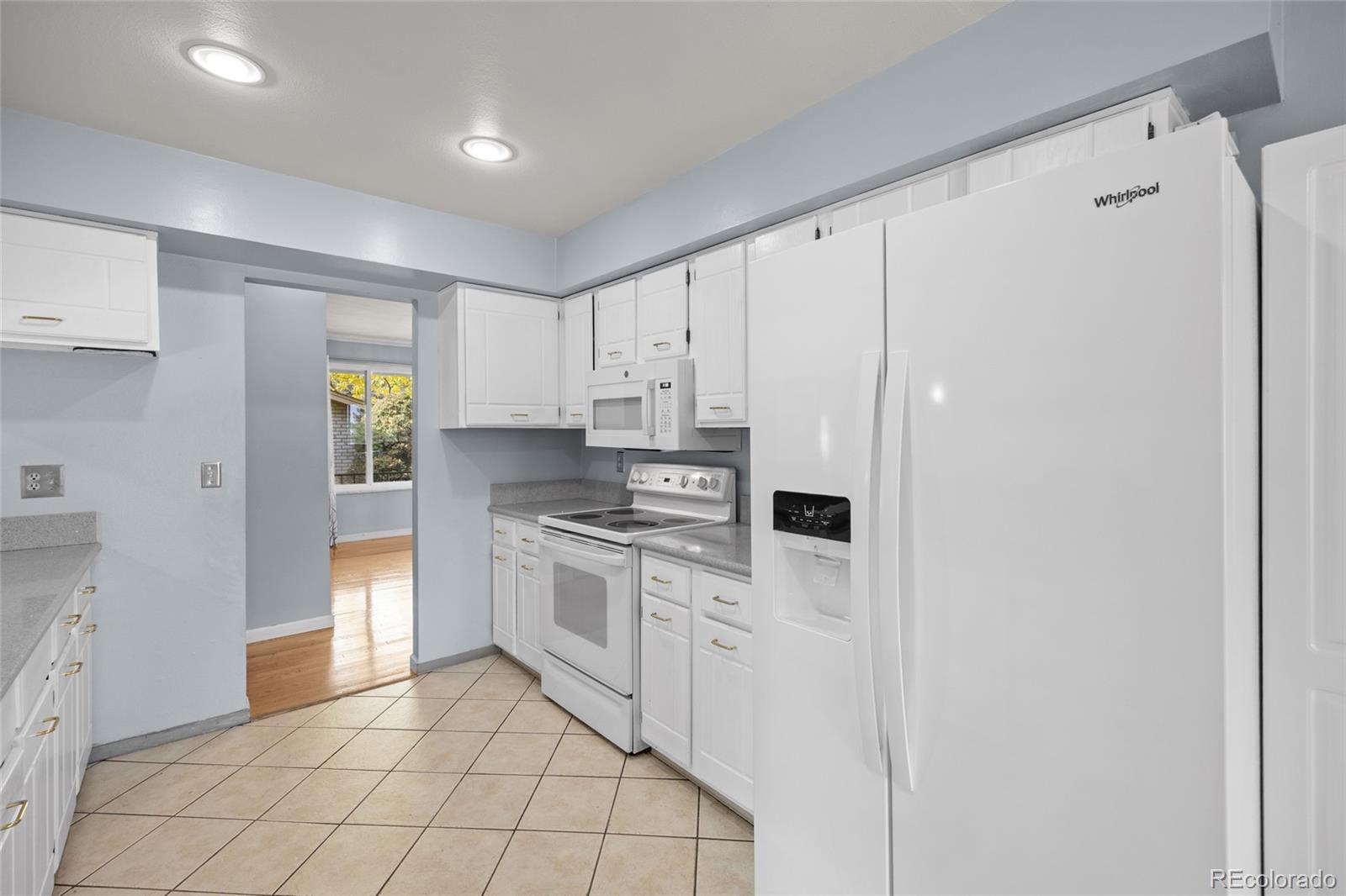 MLS Image #14 for 5246 s perry court,littleton, Colorado