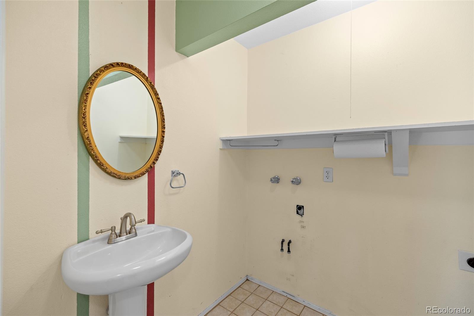 MLS Image #19 for 5246 s perry court,littleton, Colorado