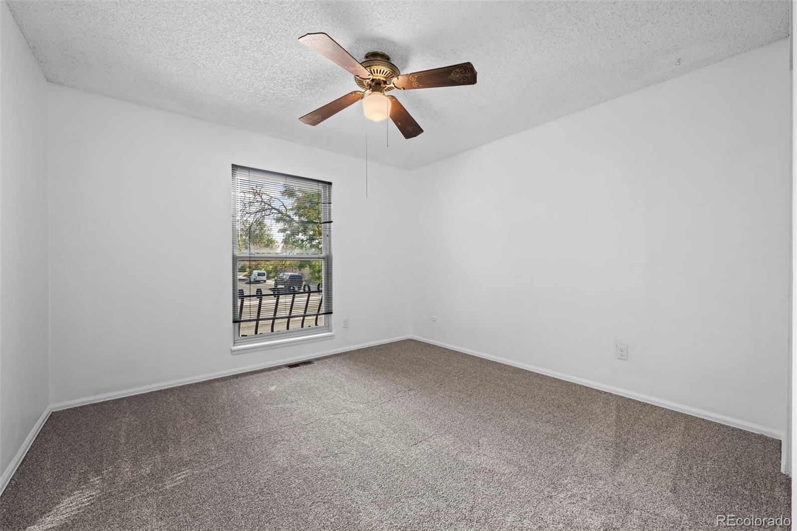 MLS Image #11 for 11419 e virginia drive,aurora, Colorado