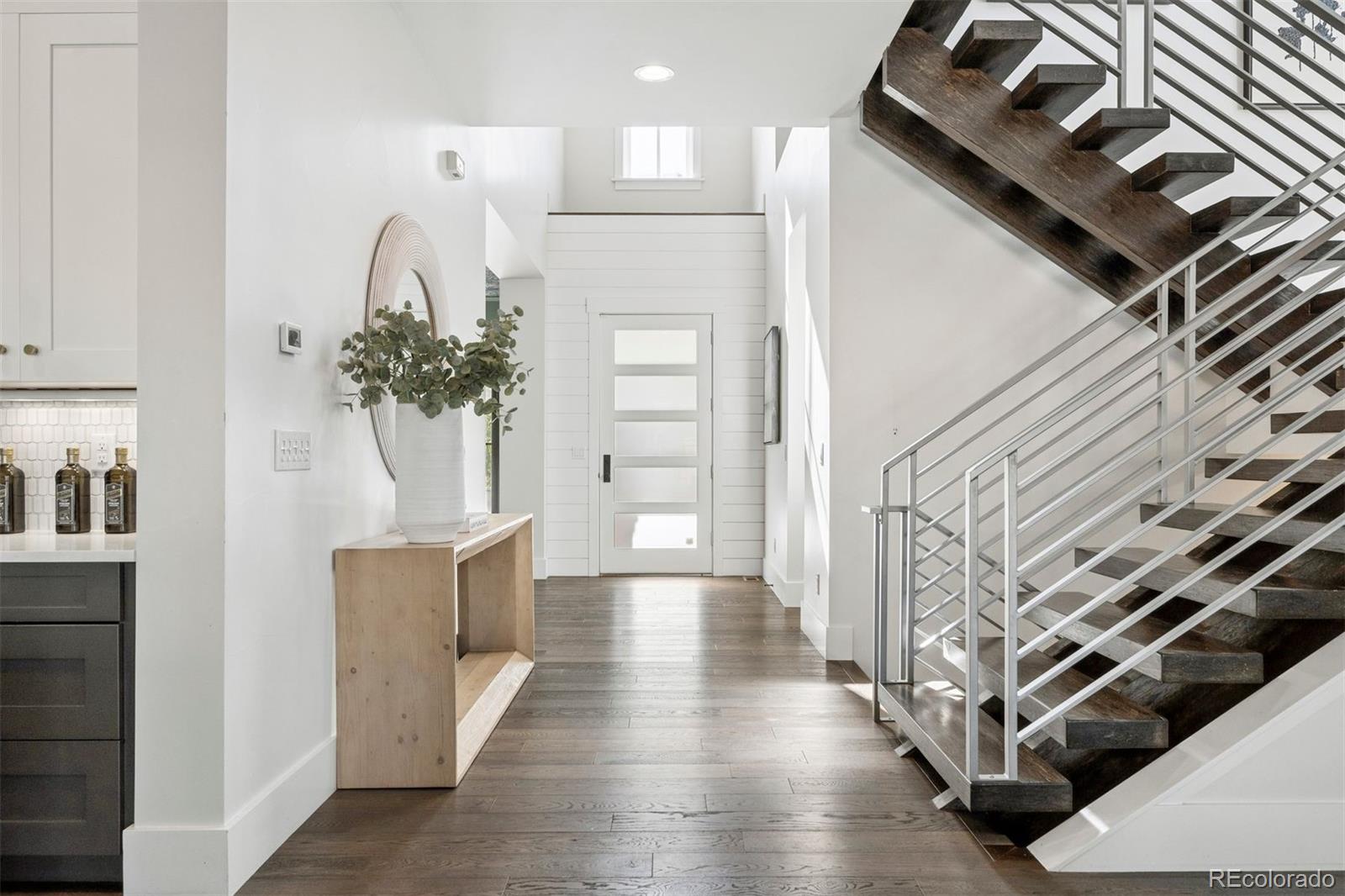 MLS Image #16 for 3395 e virginia avenue,denver, Colorado