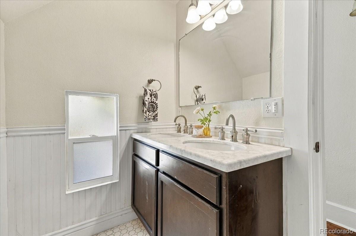 MLS Image #38 for 3150 w 26th avenue,denver, Colorado