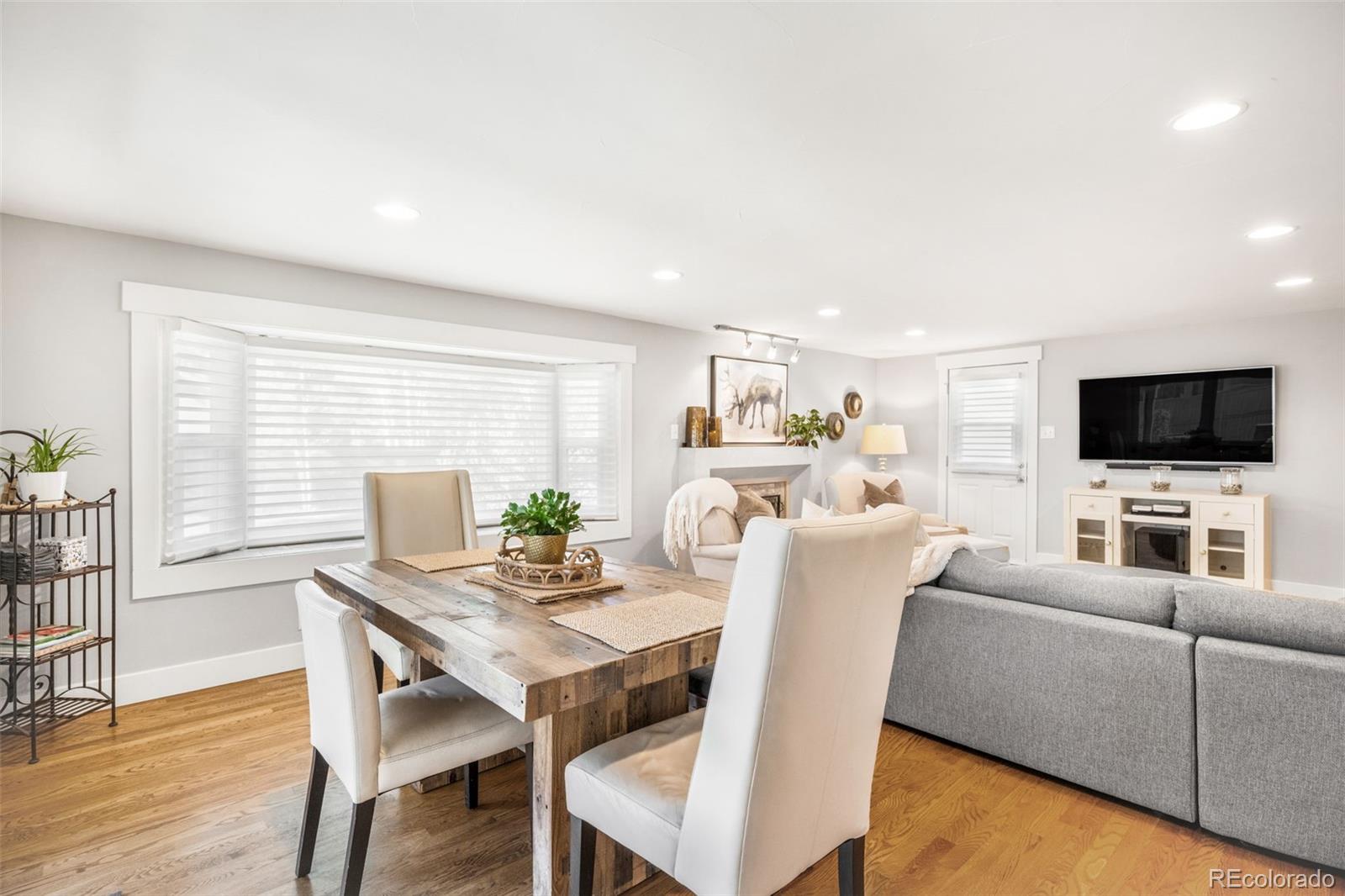 MLS Image #11 for 3333 s bellaire street,denver, Colorado