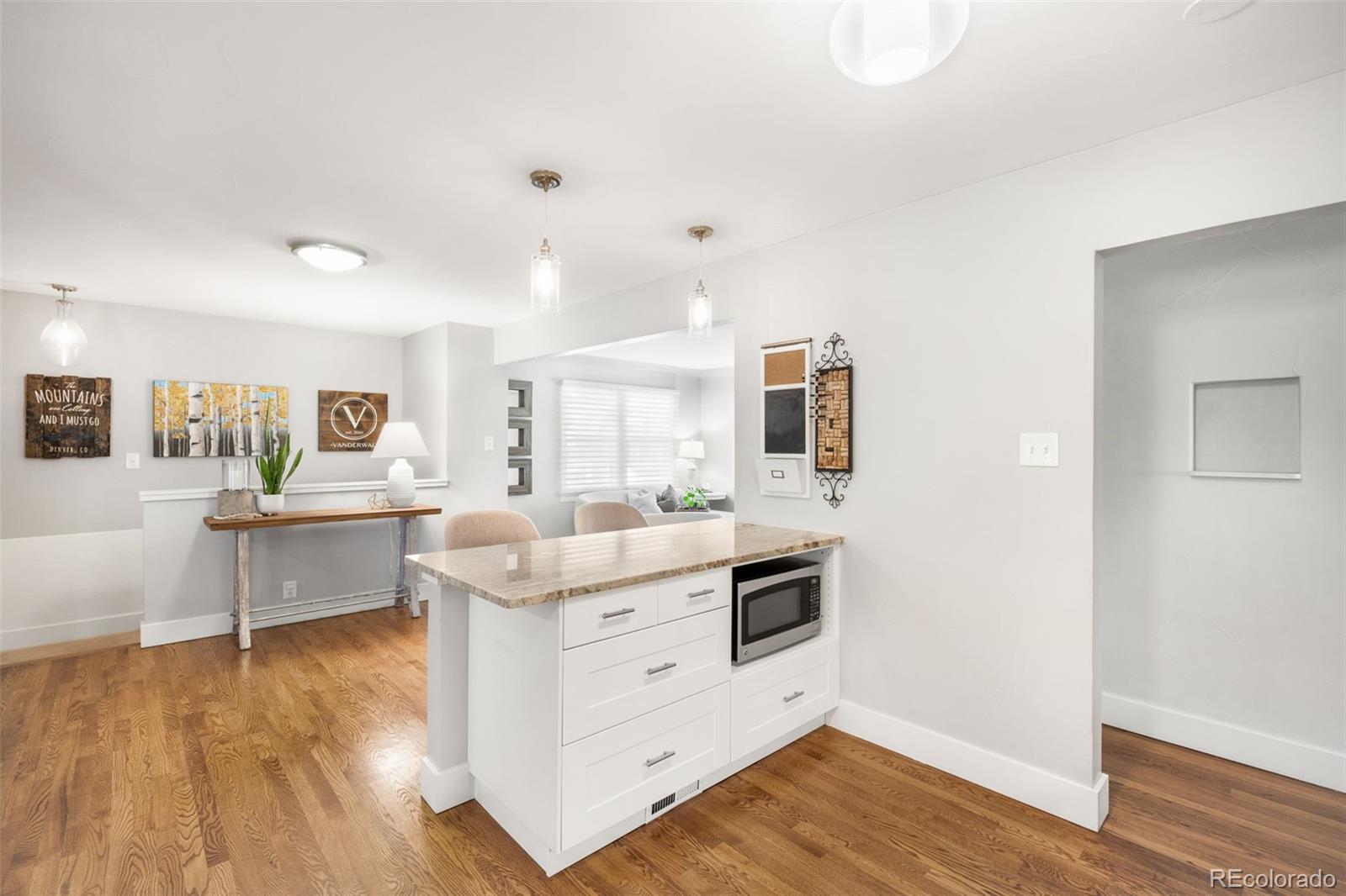 MLS Image #14 for 3333 s bellaire street,denver, Colorado
