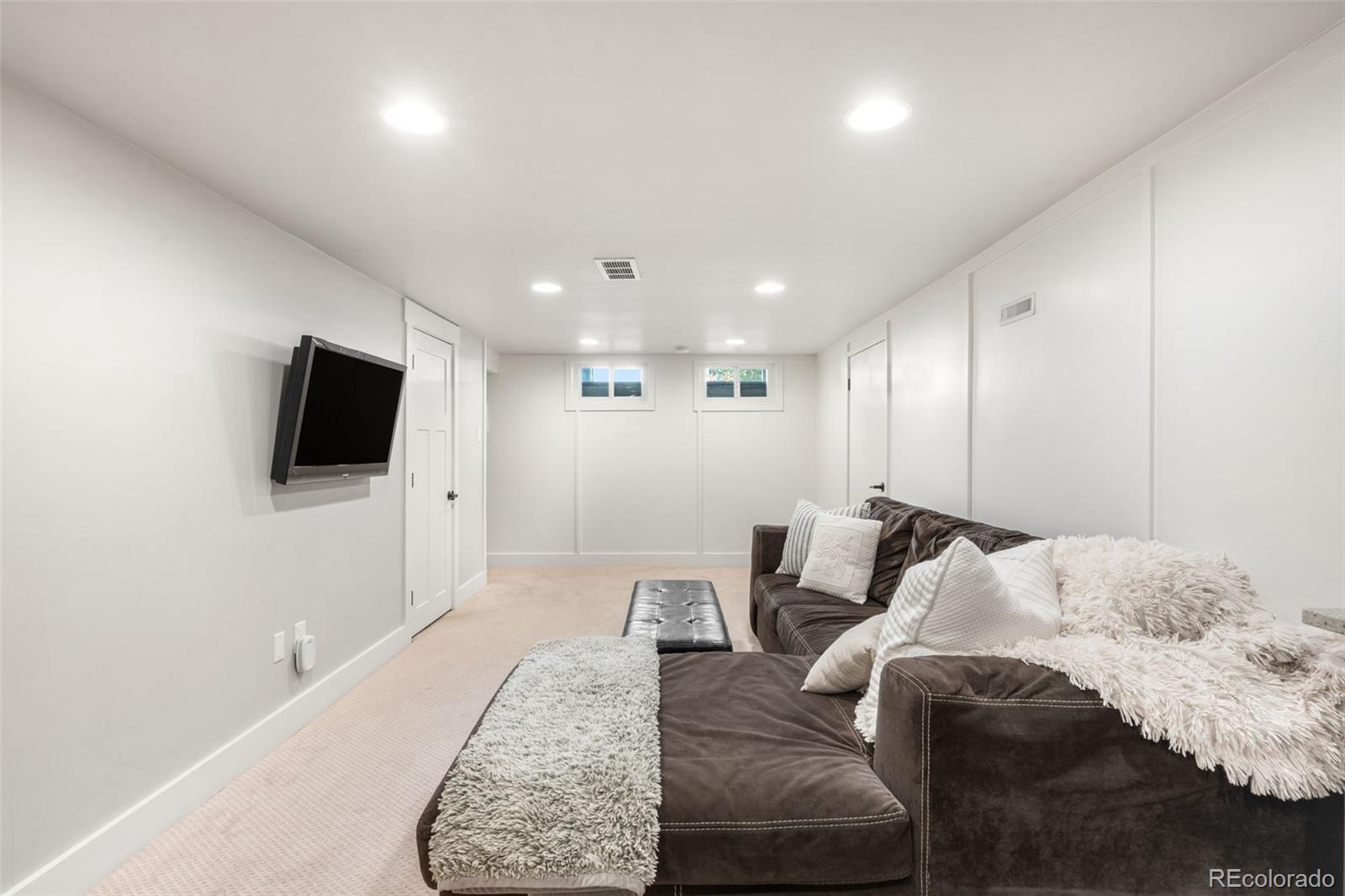 MLS Image #20 for 3333 s bellaire street,denver, Colorado