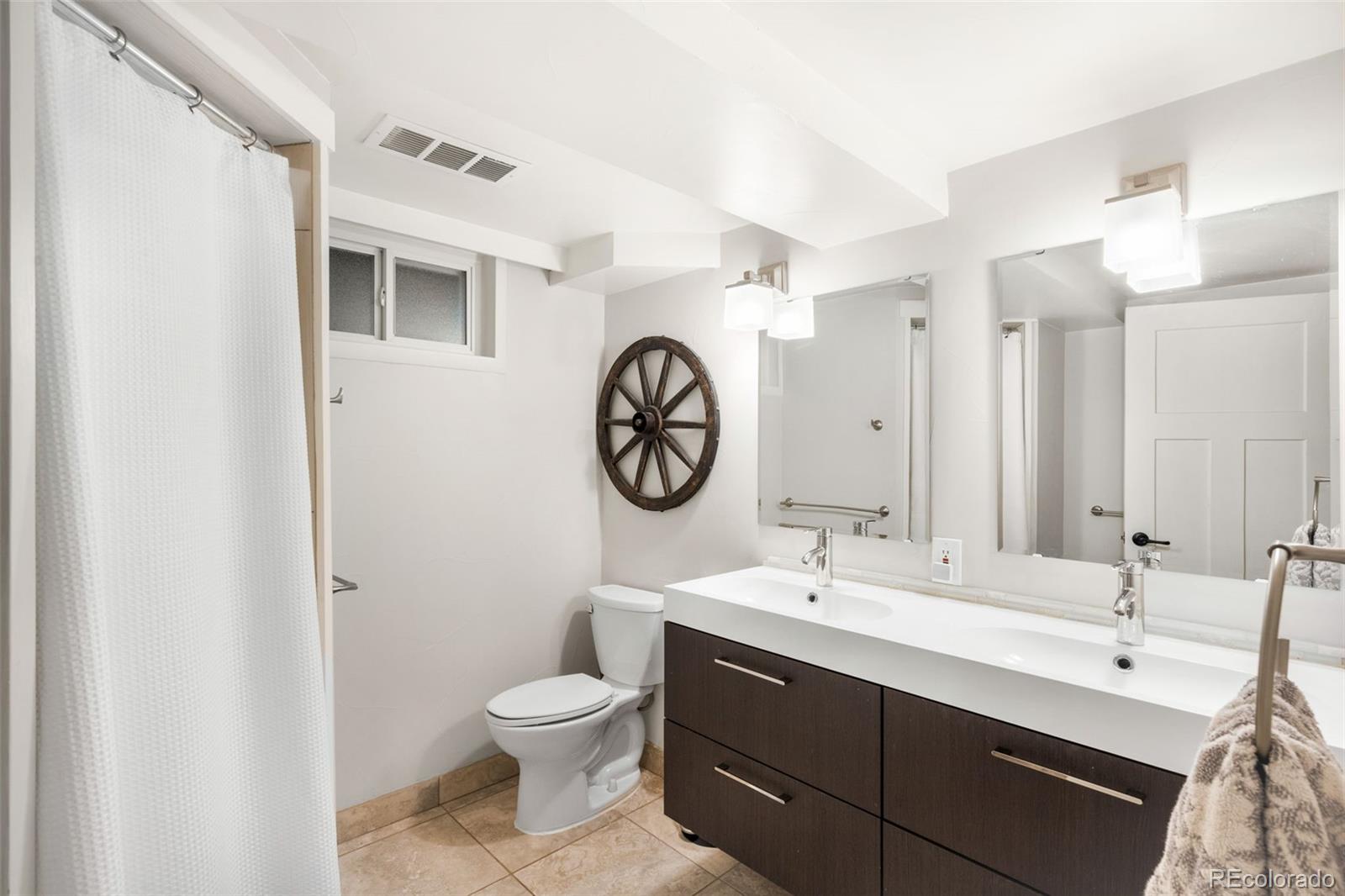 MLS Image #22 for 3333 s bellaire street,denver, Colorado