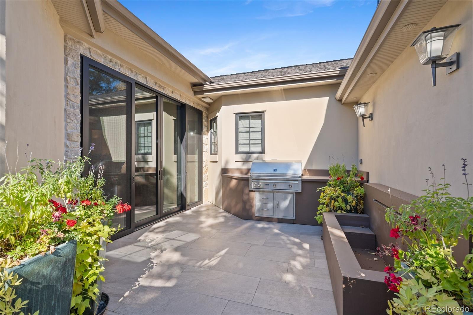 MLS Image #23 for 2260 s jackson street,denver, Colorado