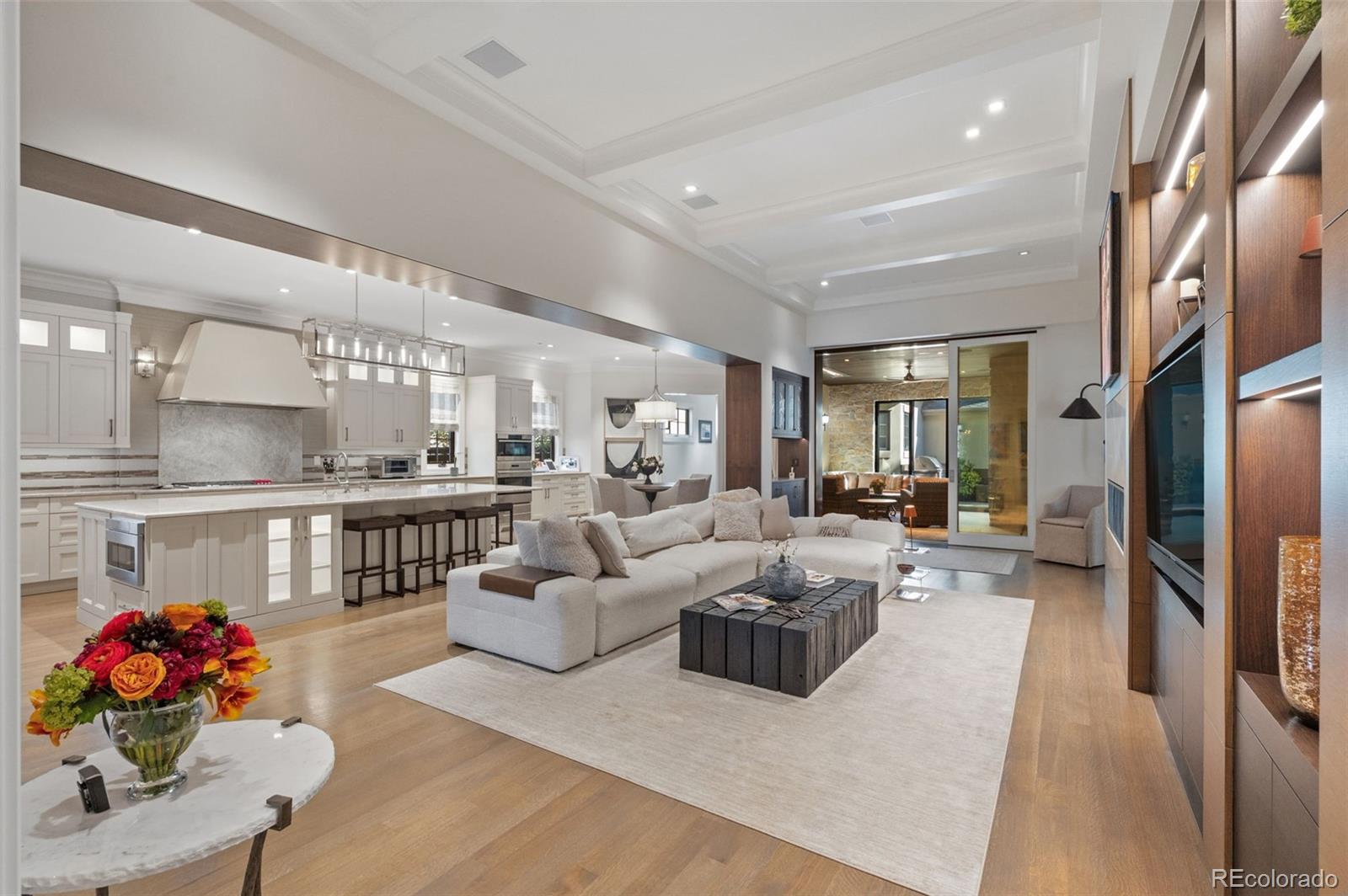 MLS Image #3 for 2260 s jackson street,denver, Colorado