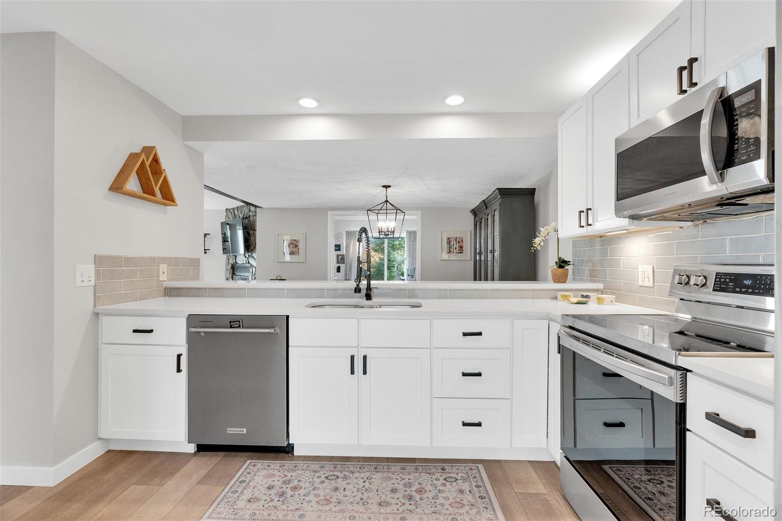 MLS Image #19 for 6464 s hudson street,centennial, Colorado
