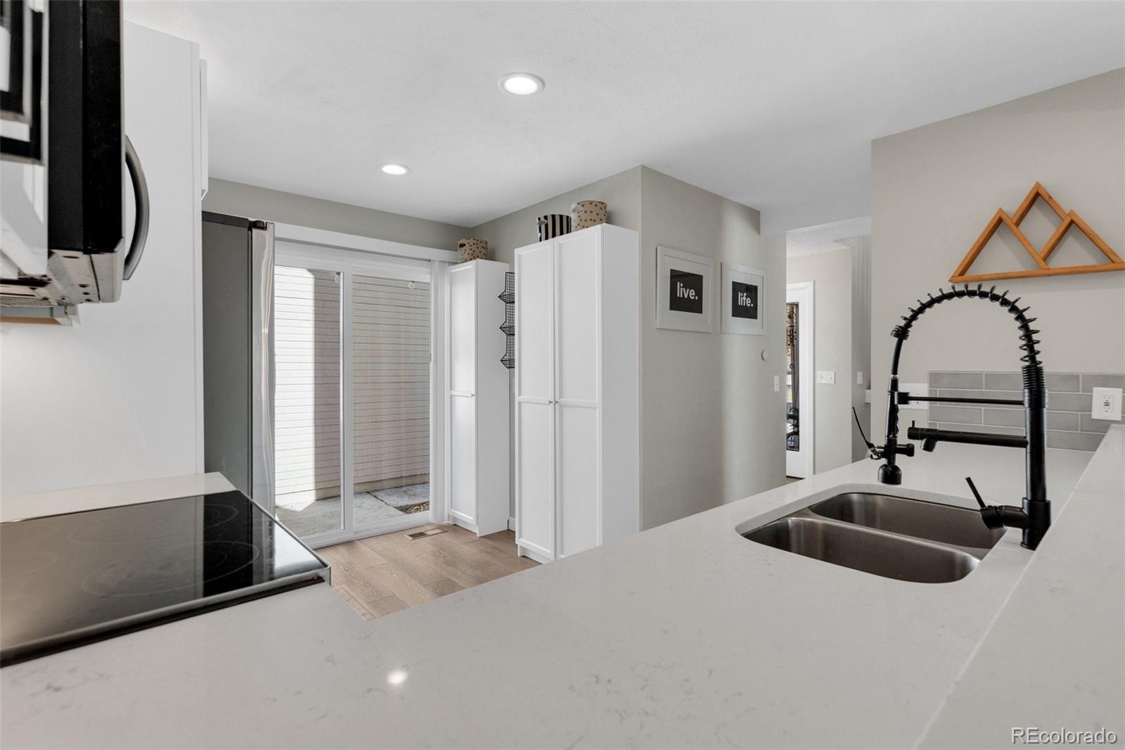 MLS Image #22 for 6464 s hudson street,centennial, Colorado