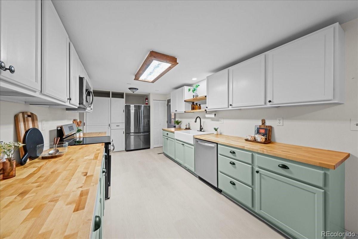 MLS Image #9 for 306  juniper place,loveland, Colorado