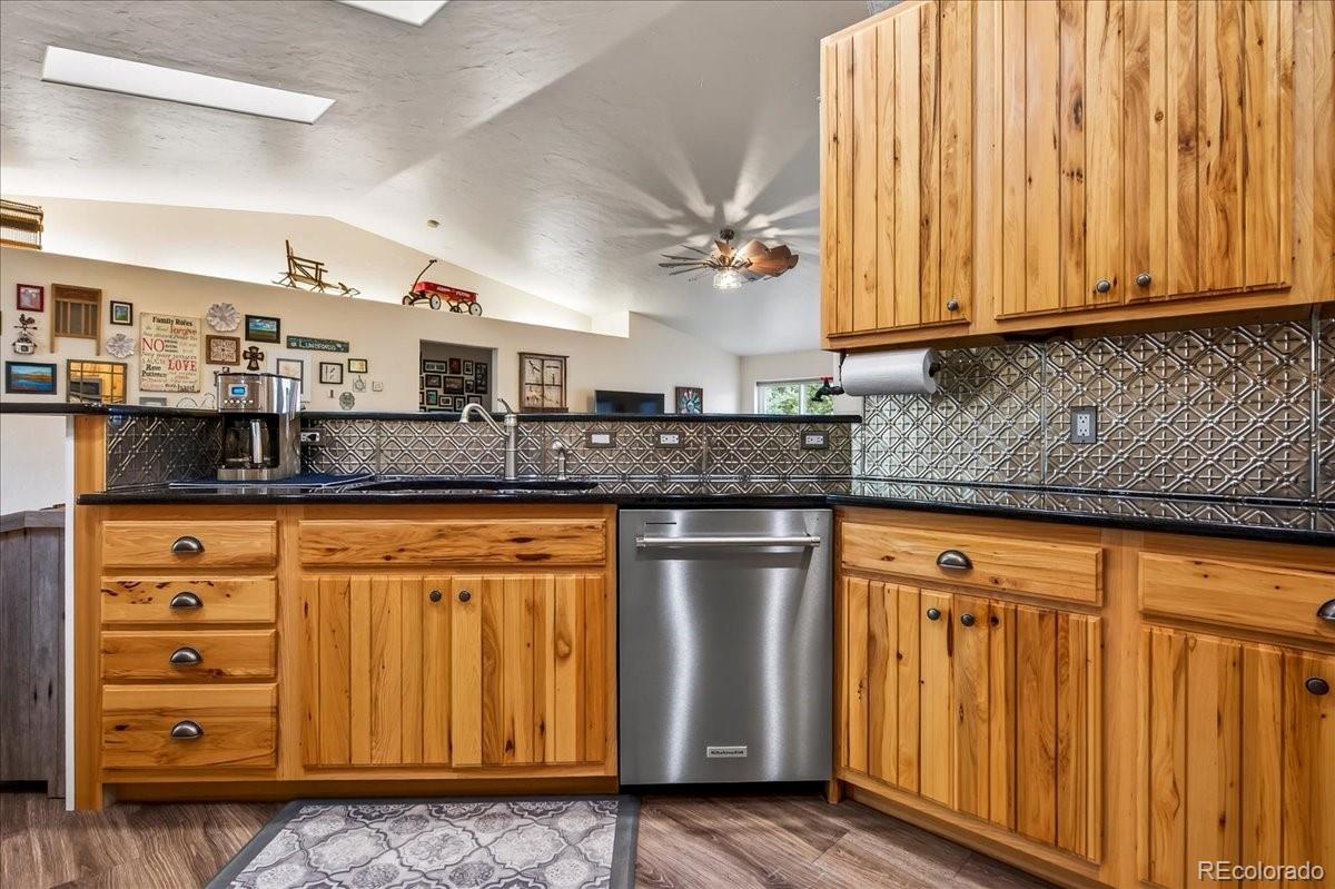 MLS Image #5 for 233 e nevava street,hot sulphur springs, Colorado