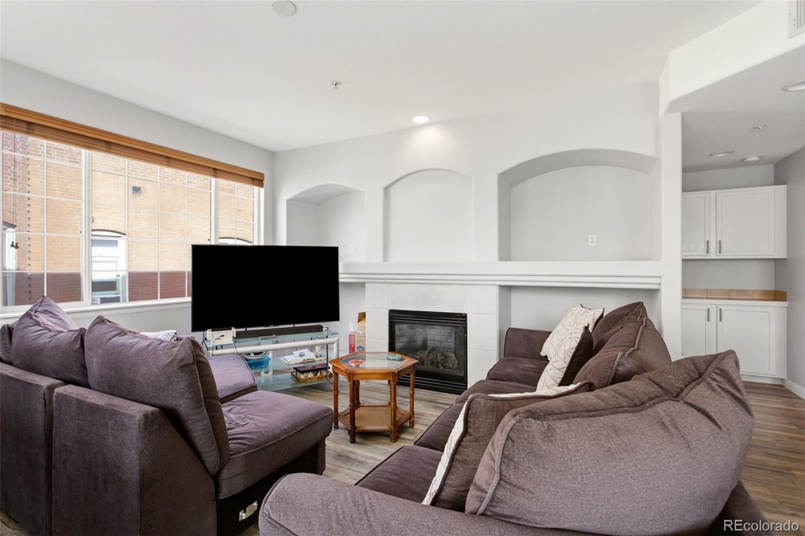 MLS Image #2 for 1415 n washington street,denver, Colorado